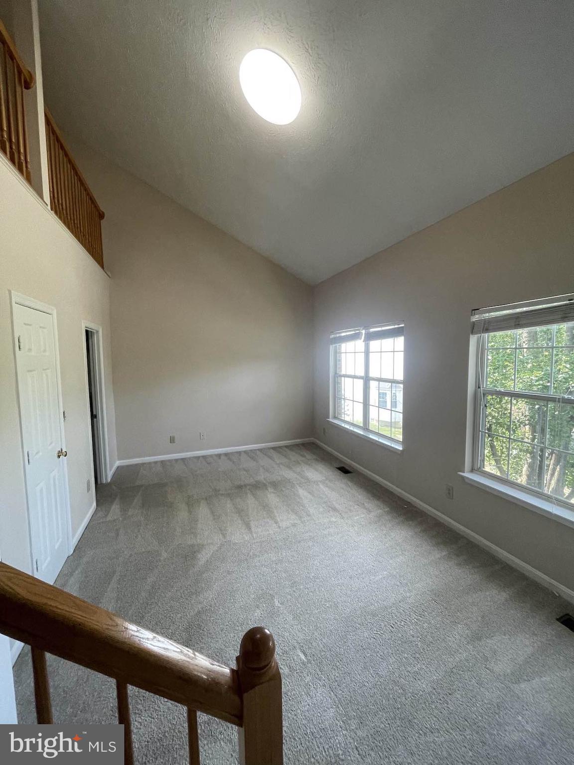 HAMPTON OAKS - Residential Lease