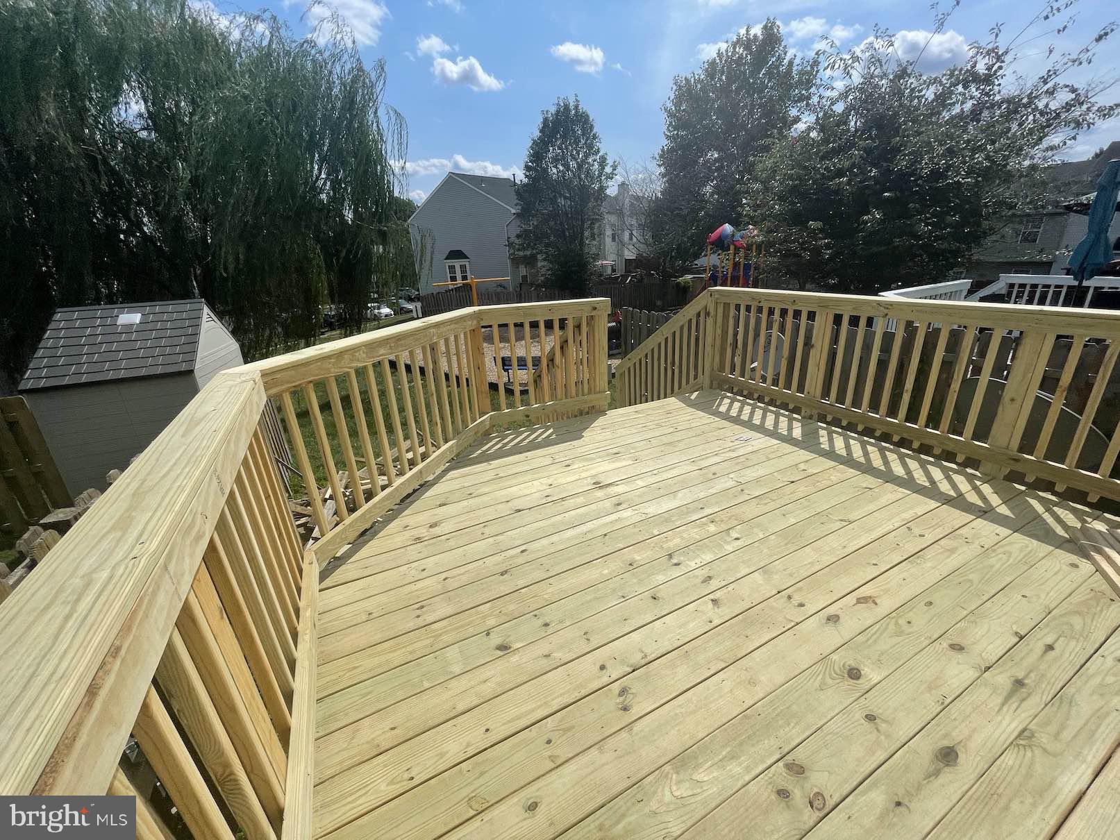 HAMPTON OAKS - Residential Lease