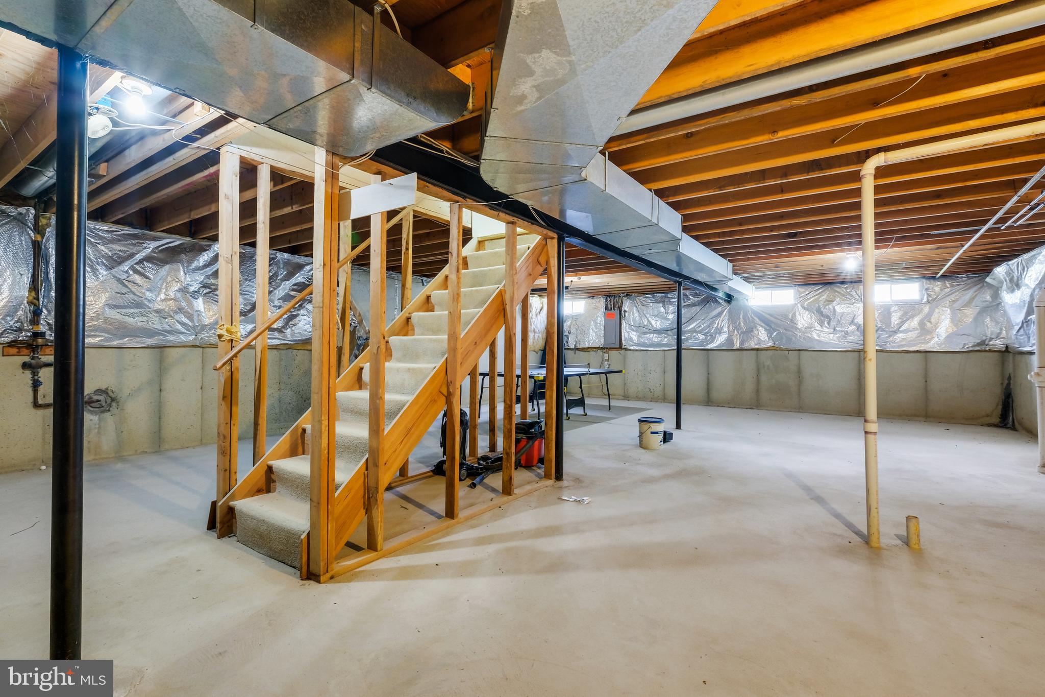 LAYHILL VIEW - Residential Lease