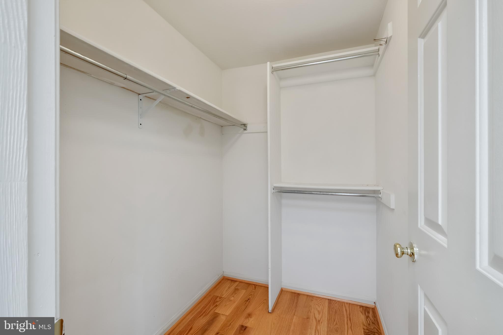 LAYHILL VIEW - Residential Lease