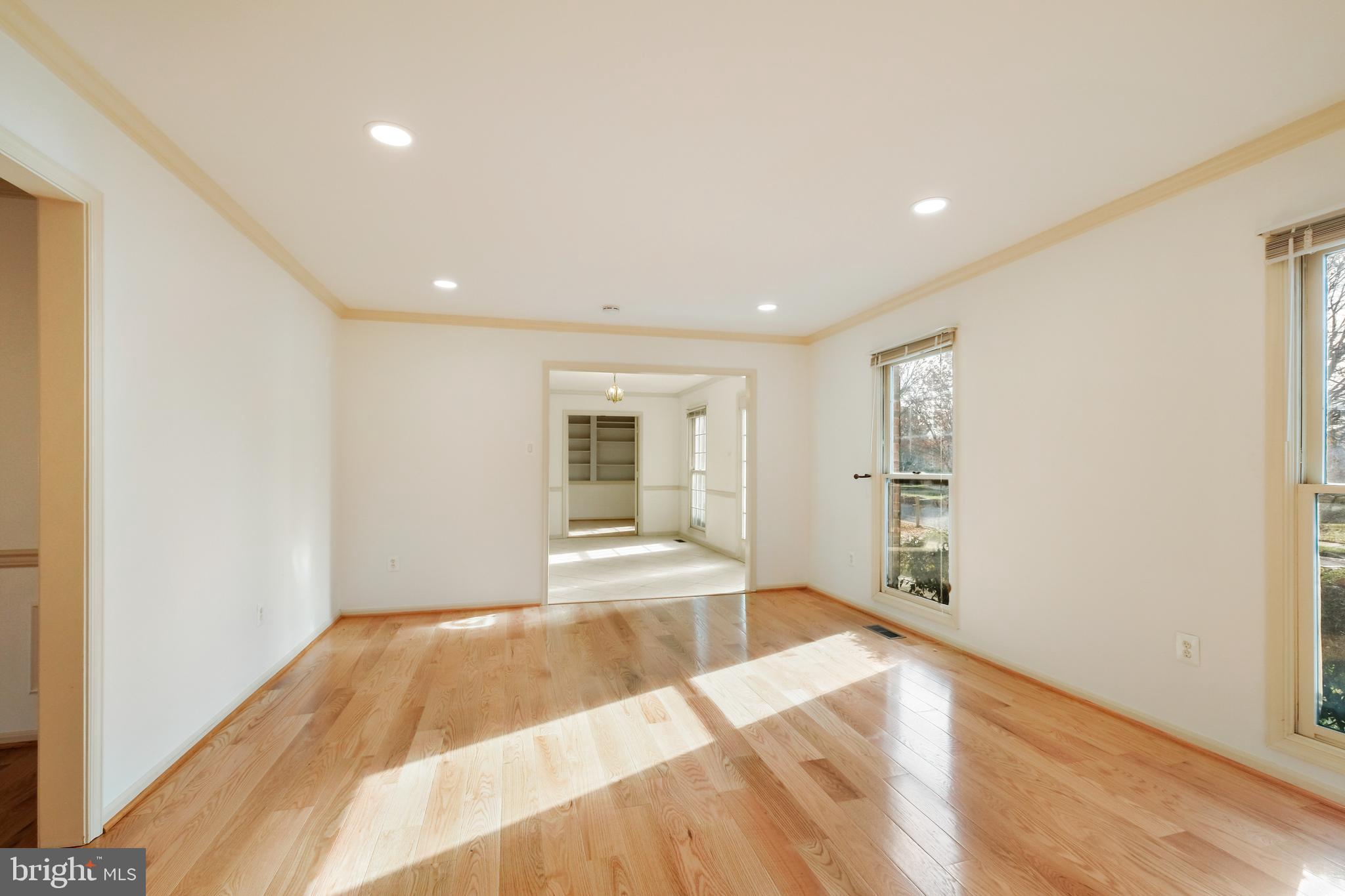 LAYHILL VIEW - Residential Lease