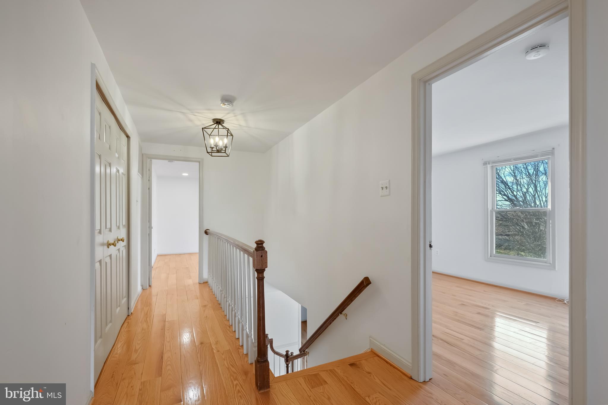 LAYHILL VIEW - Residential Lease