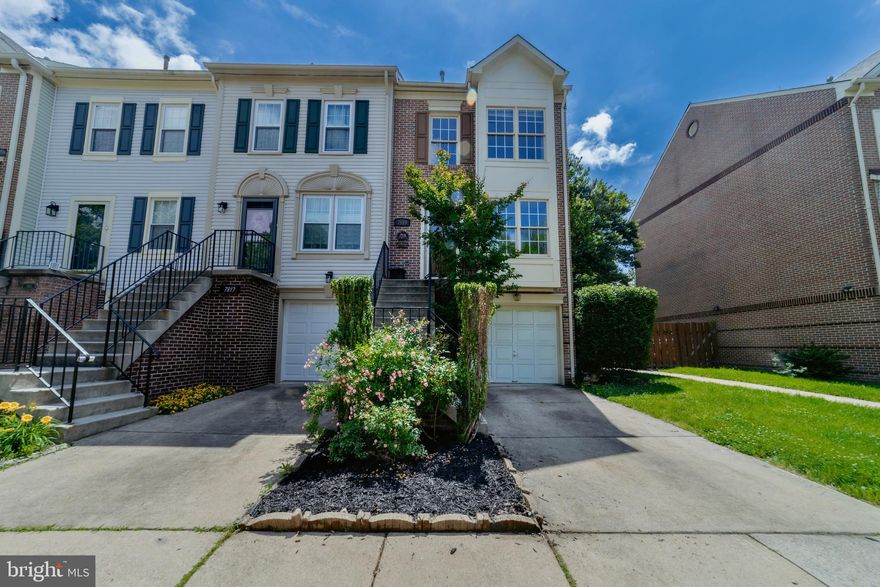 This end unit townhouse offers a convenient location with easy access to various amenities. Situated close to everything, it boasts plenty of natural light and backs onto a common area. The owner is an interior designer who upgraded the whole house into a designer’s haven. This 4-level townhouse includes 3 bedrooms and 3.5 bathrooms, along with an eat-in kitchen featuring French doors leading to a deck. The family room is complemented by a fireplace, and the walkout basement opens up to a fenced backyard. Home has crown molding throughout the house, Italian tile flooring and a one-car garage for your convenience. Within minutes, you can reach Old Town, 495/I95, a shopping center, and a bus stop right at your doorstep, providing easy access to the Huntington metro.