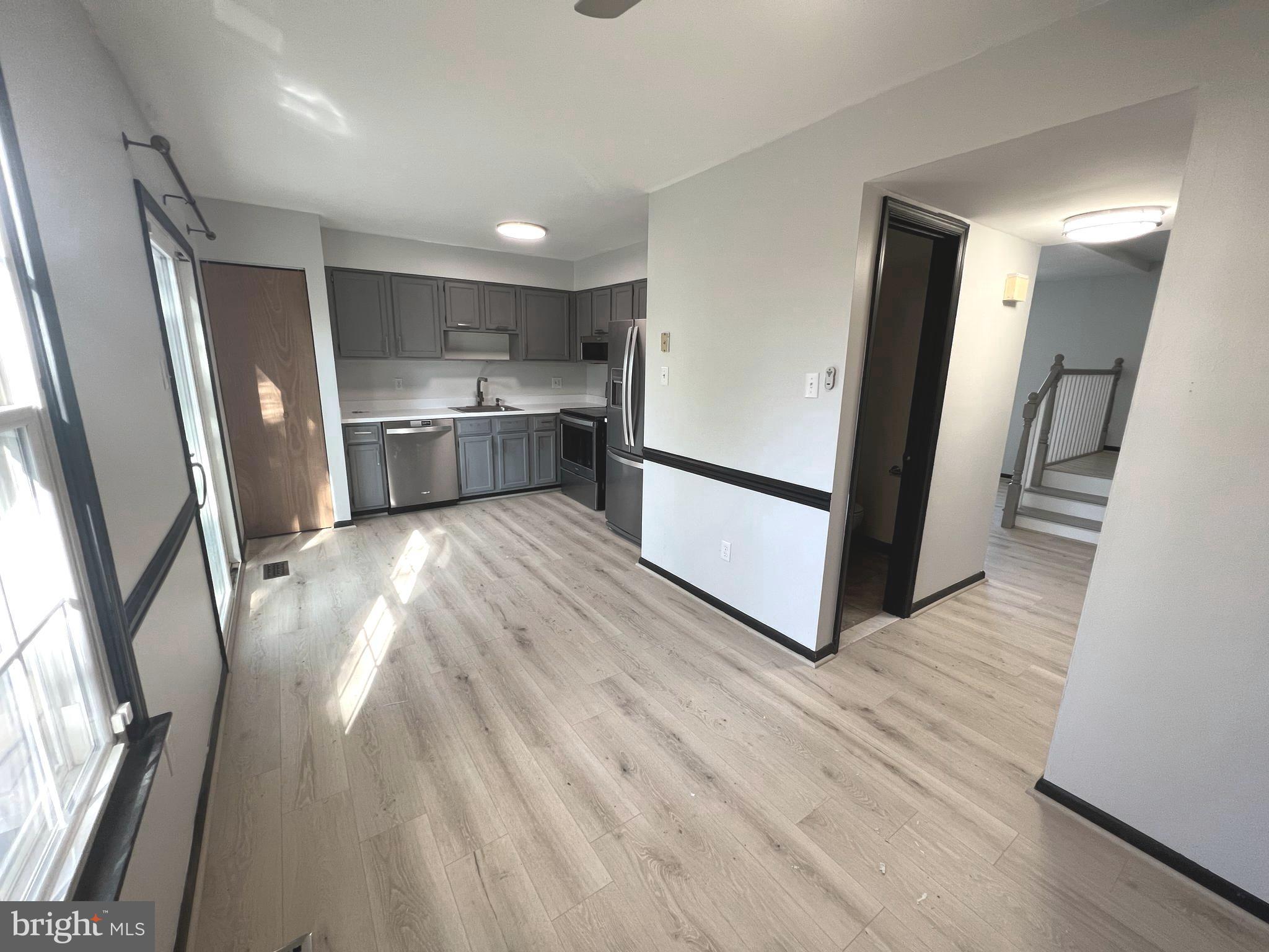 PINES OF LAUREL - Residential Lease