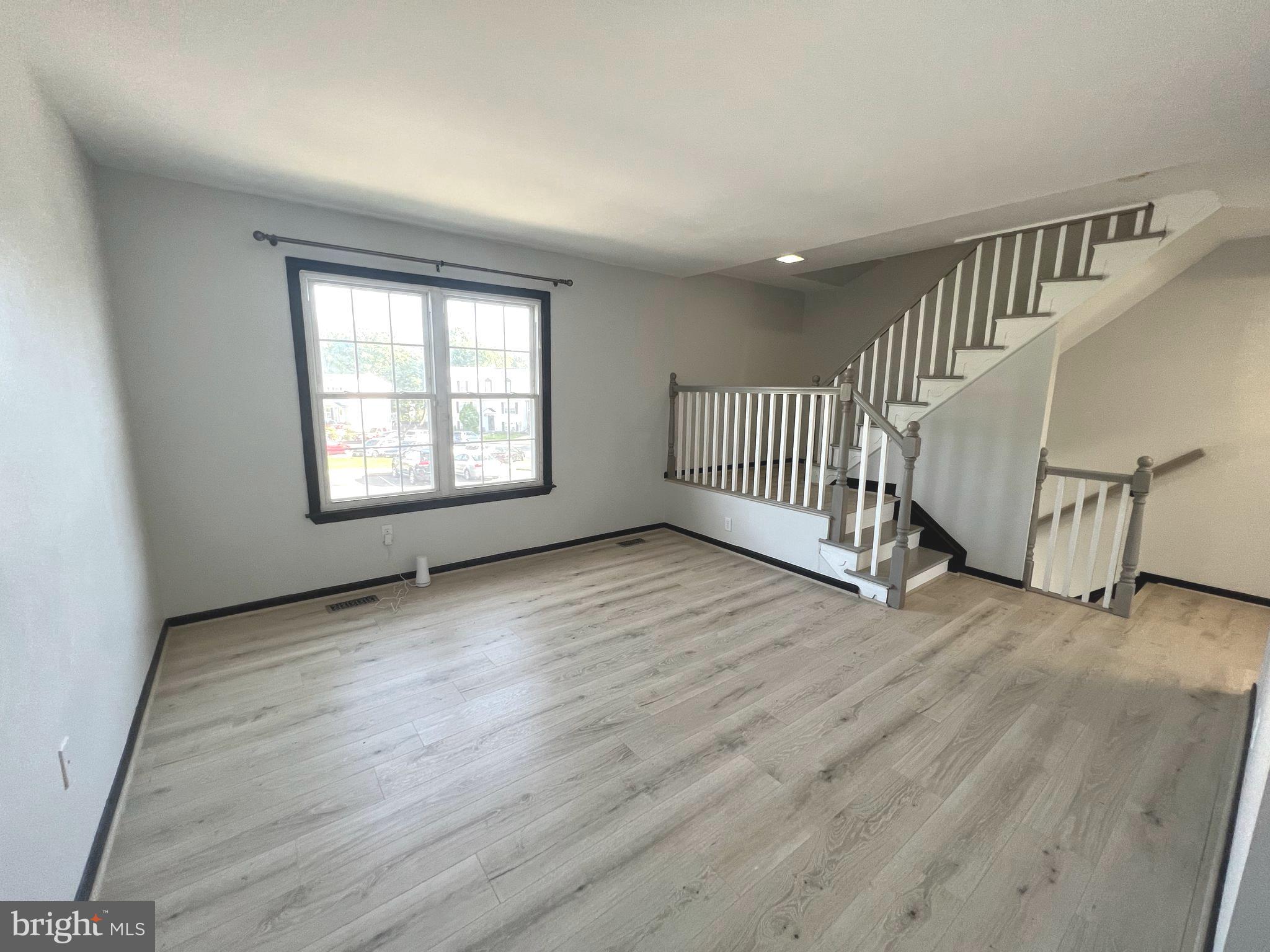 PINES OF LAUREL - Residential Lease