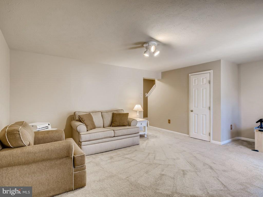 RIVERSIDE - Residential