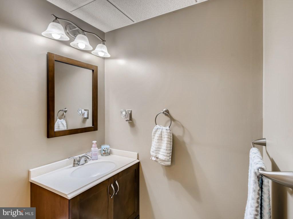 RIVERSIDE - Residential