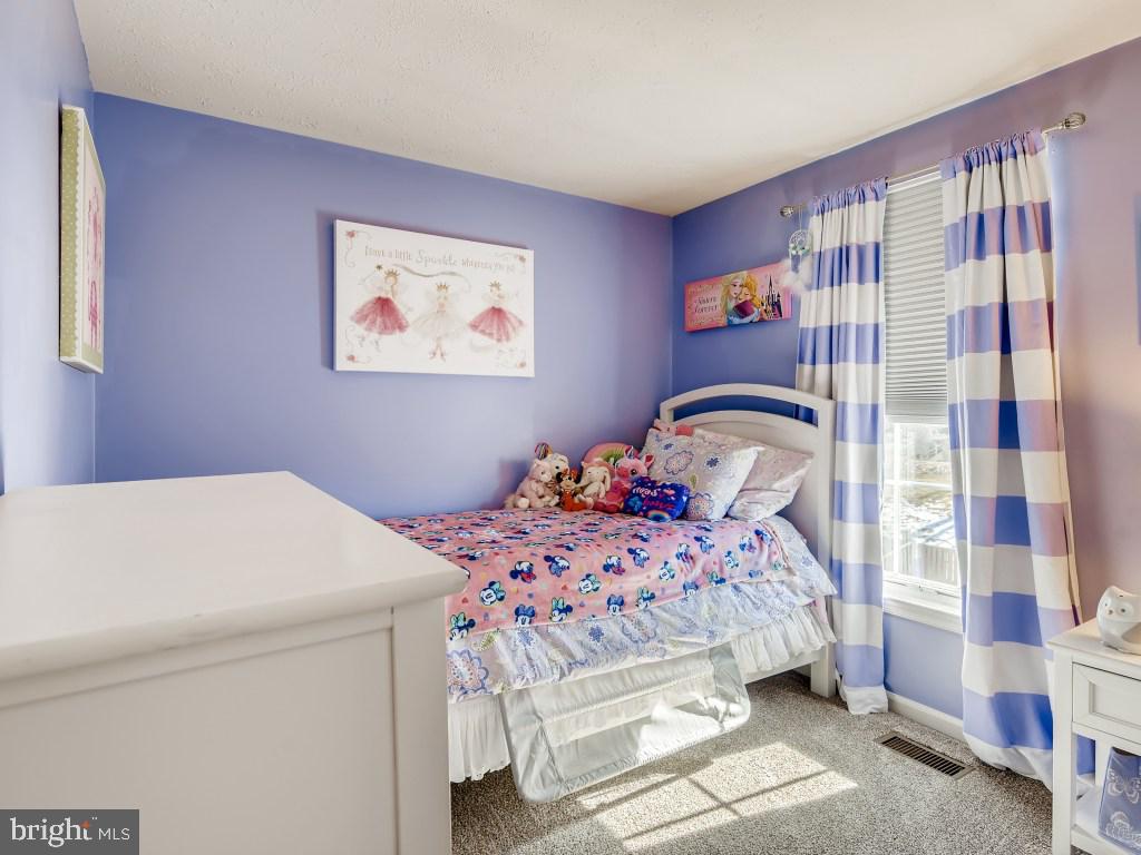 RIVERSIDE - Residential