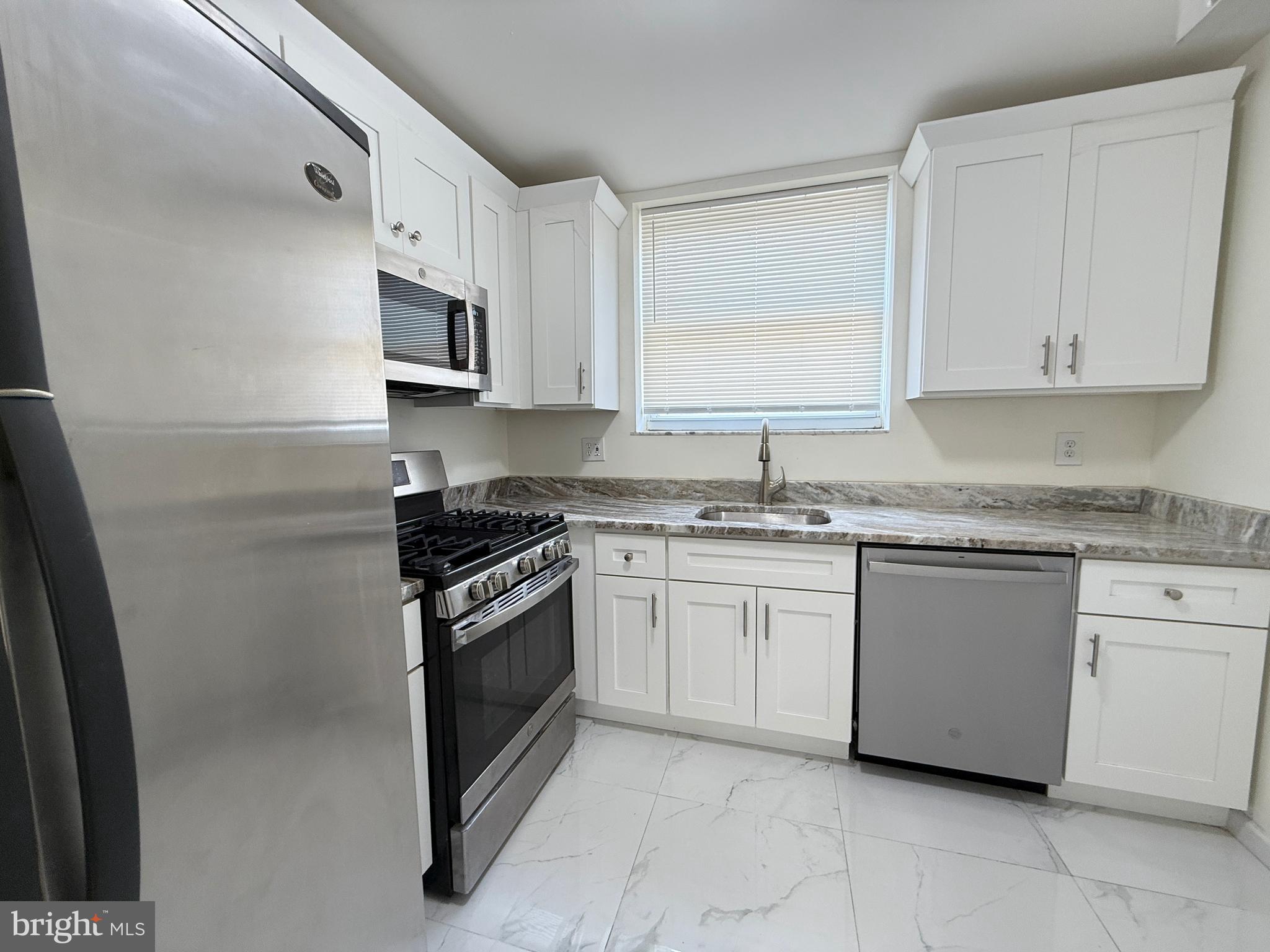 WHITMAN - Residential