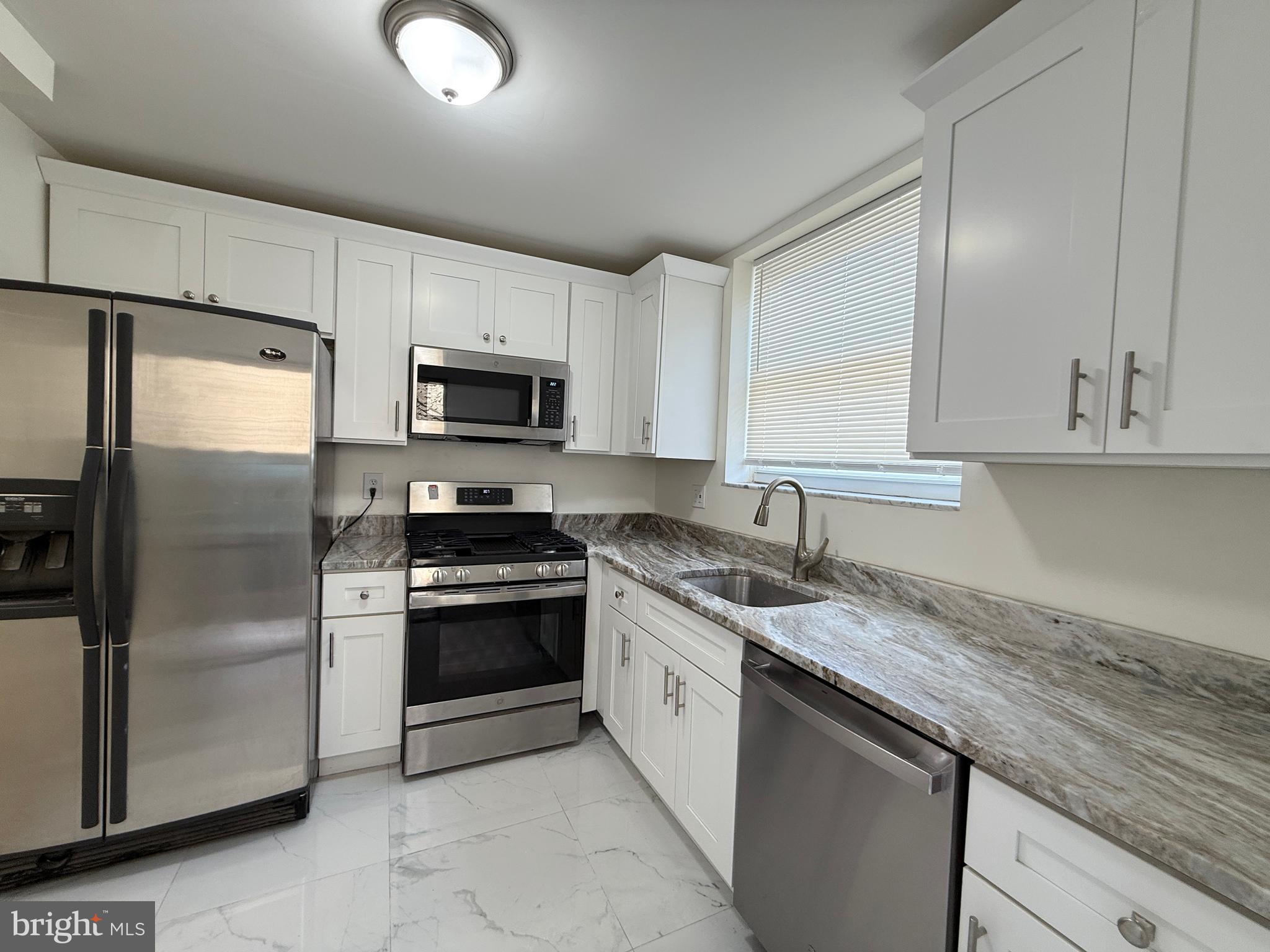 WHITMAN - Residential