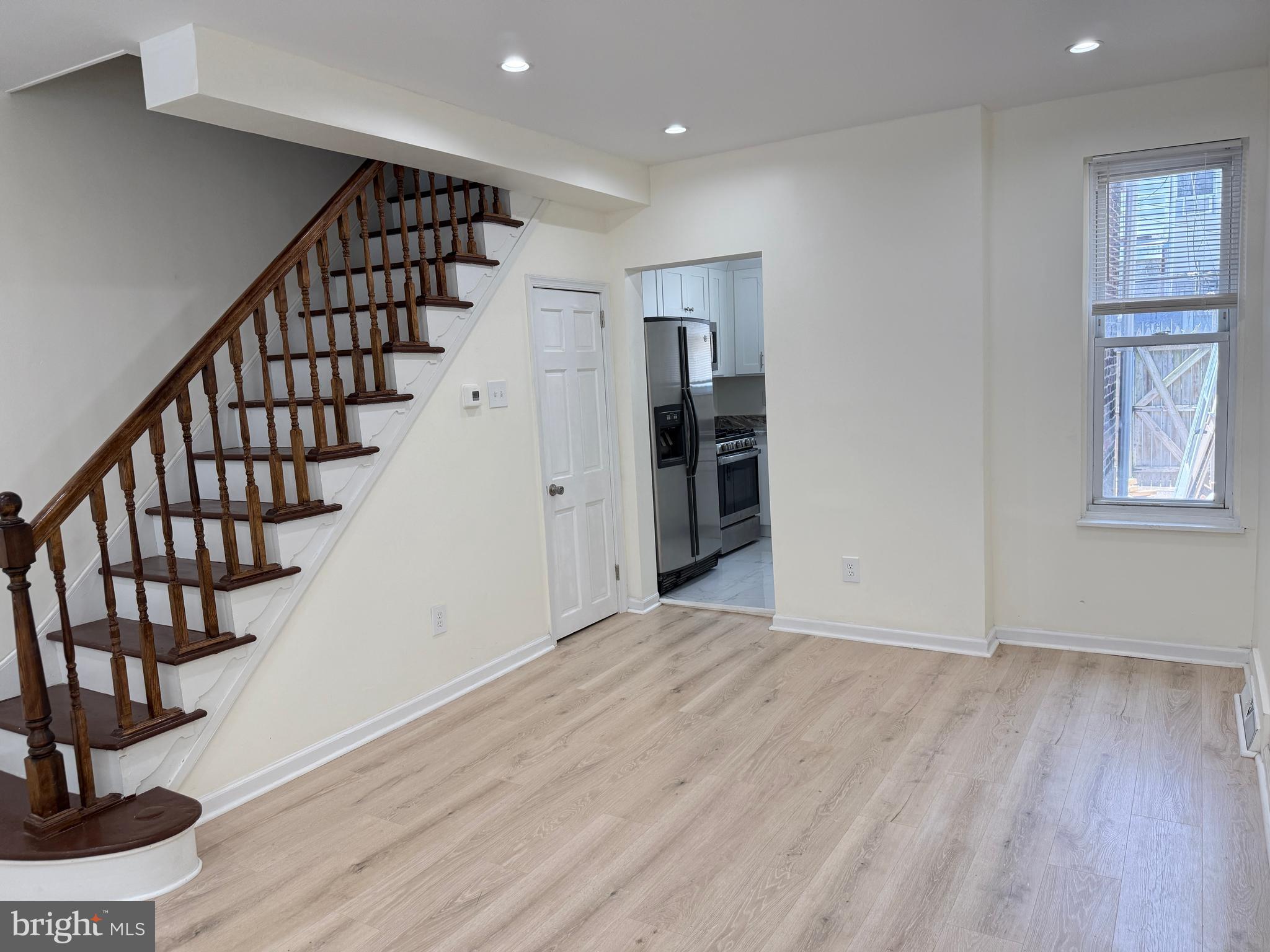 WHITMAN - Residential