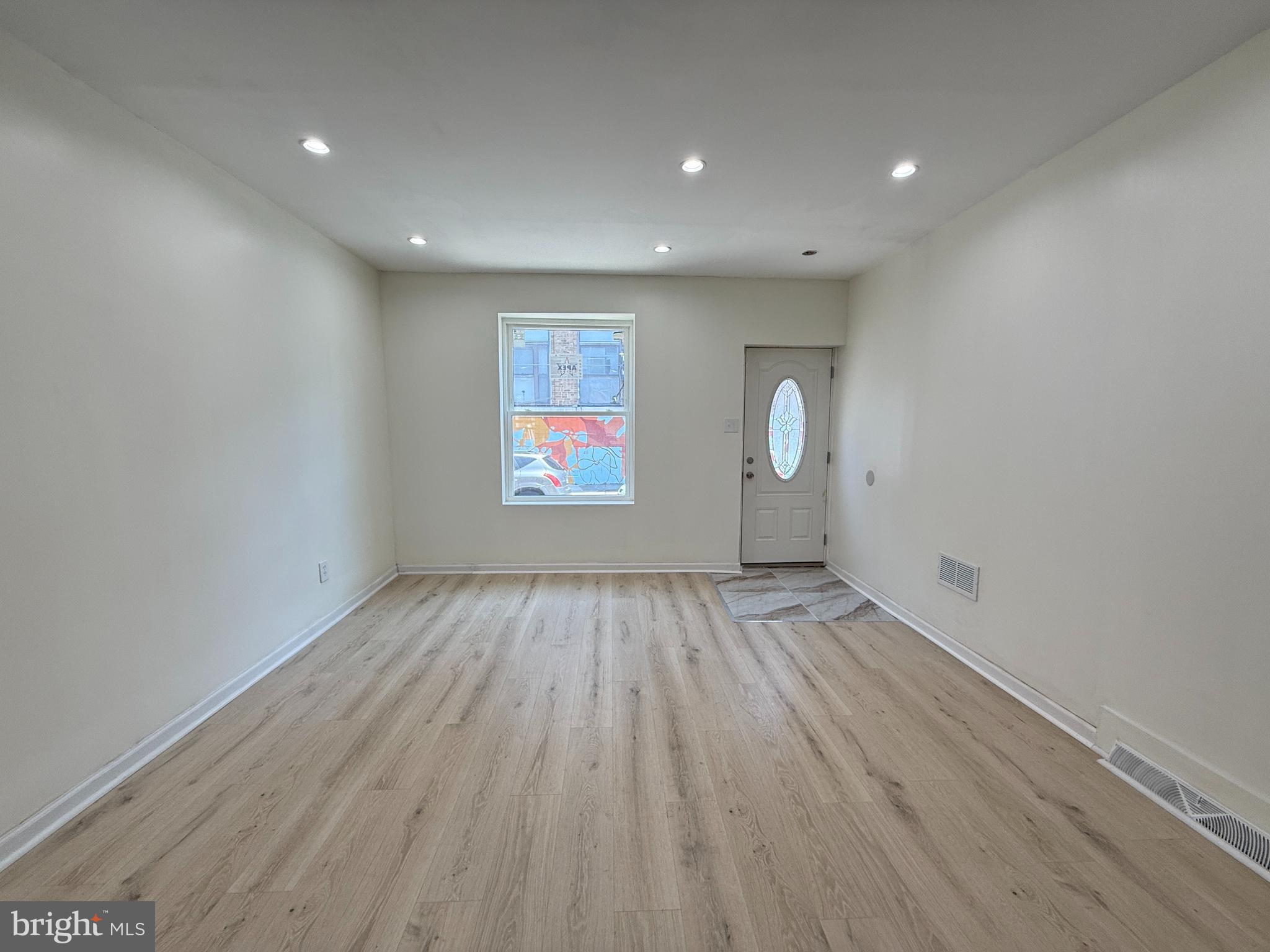 WHITMAN - Residential