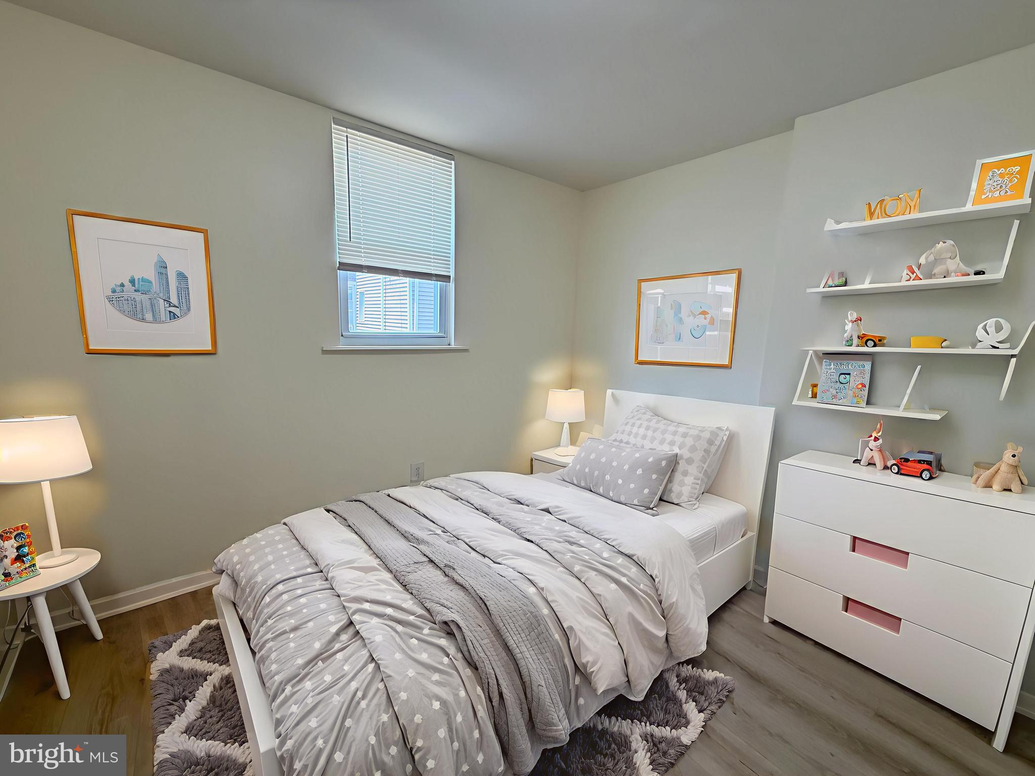 WHITMAN - Residential