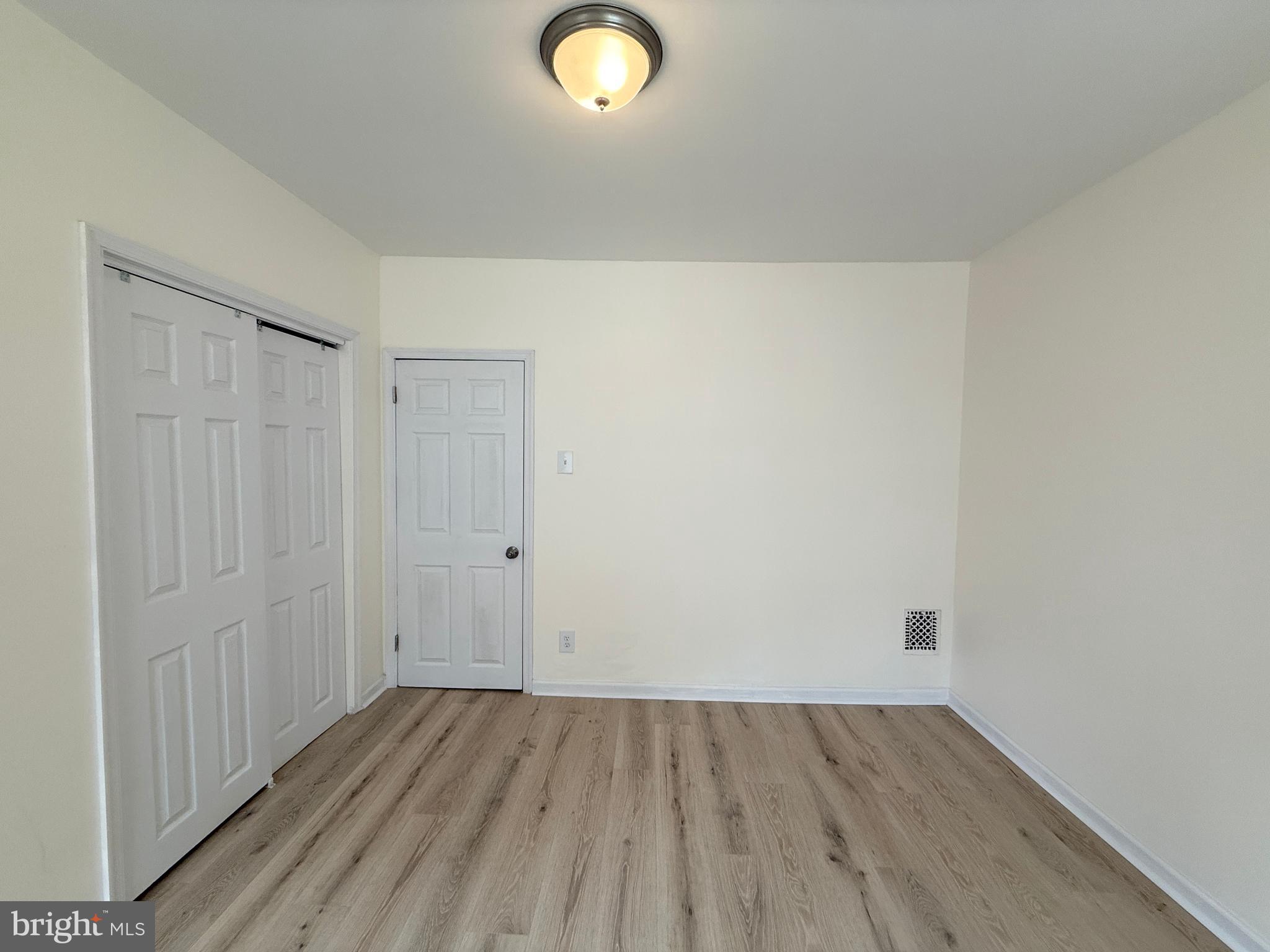 WHITMAN - Residential