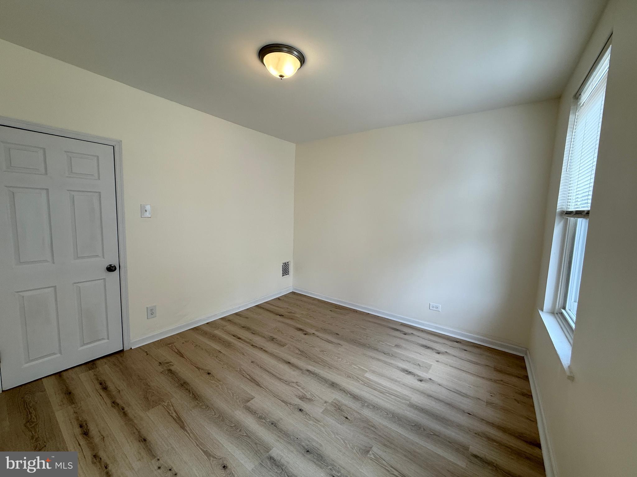 WHITMAN - Residential