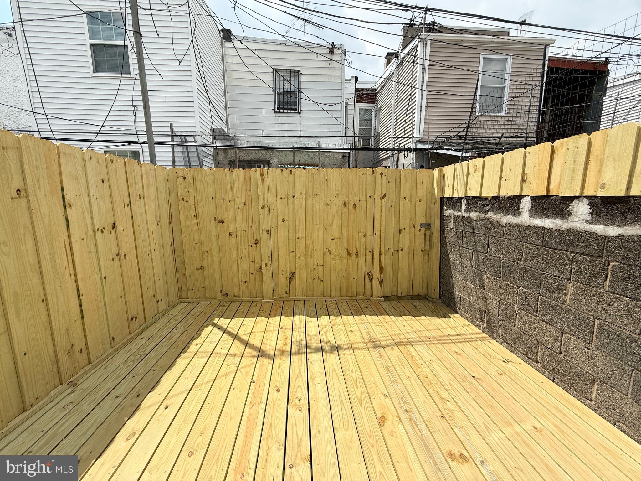 WHITMAN - Residential