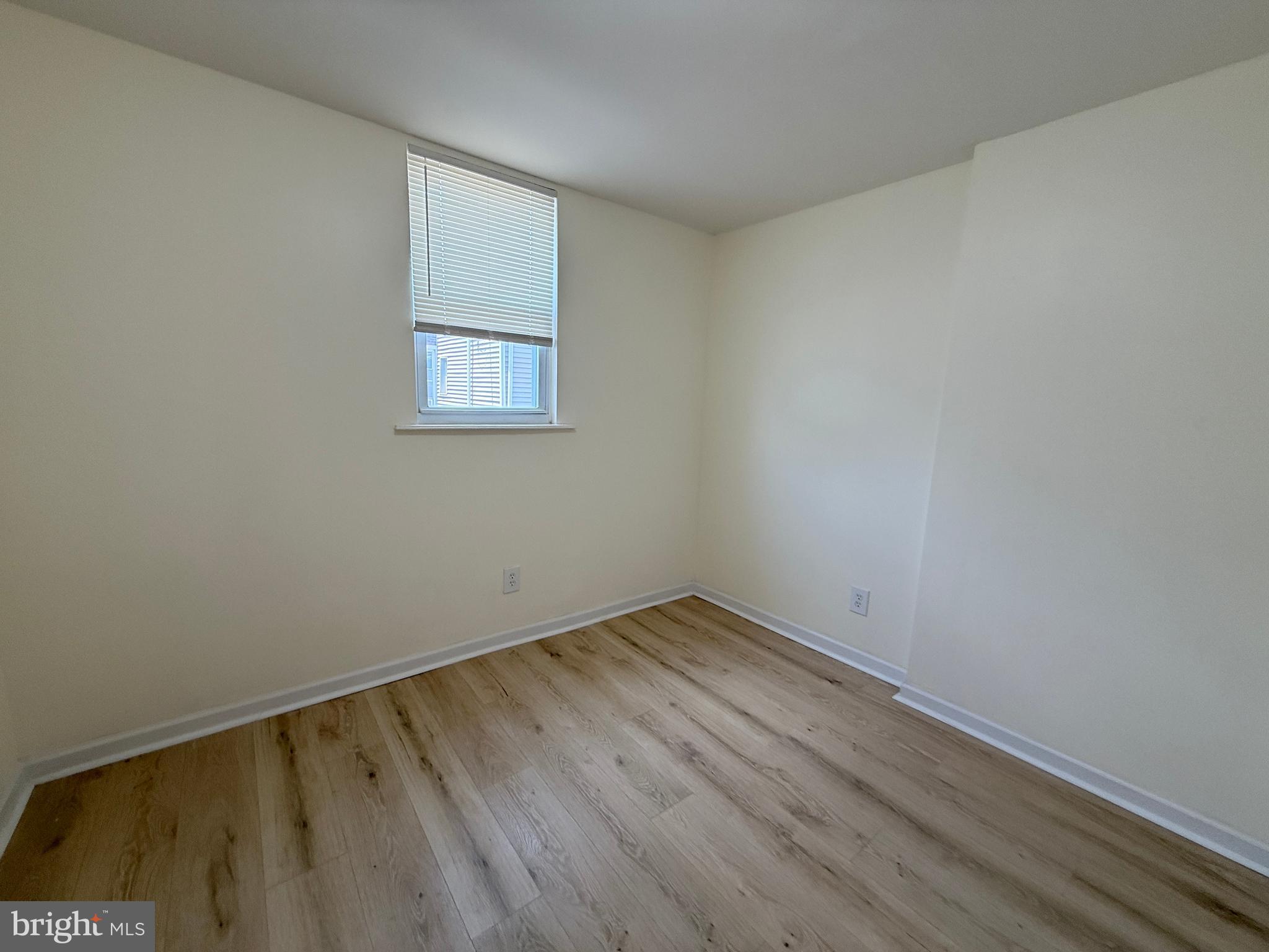 WHITMAN - Residential