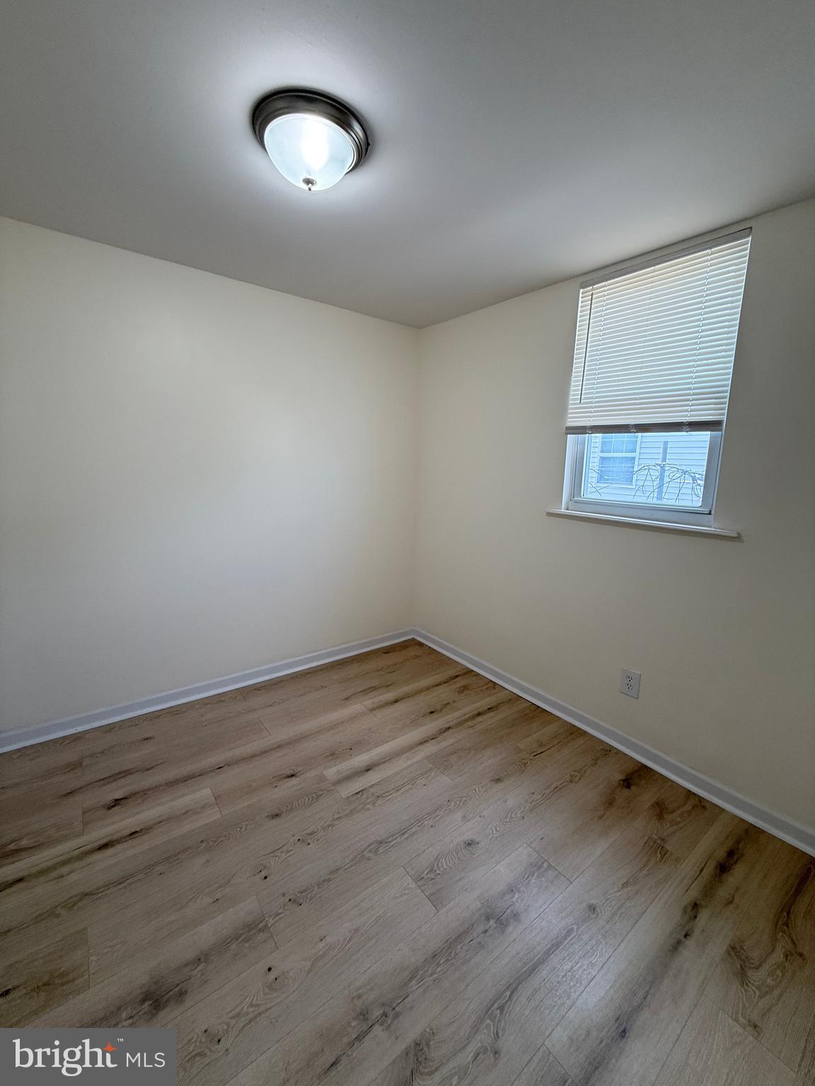 WHITMAN - Residential