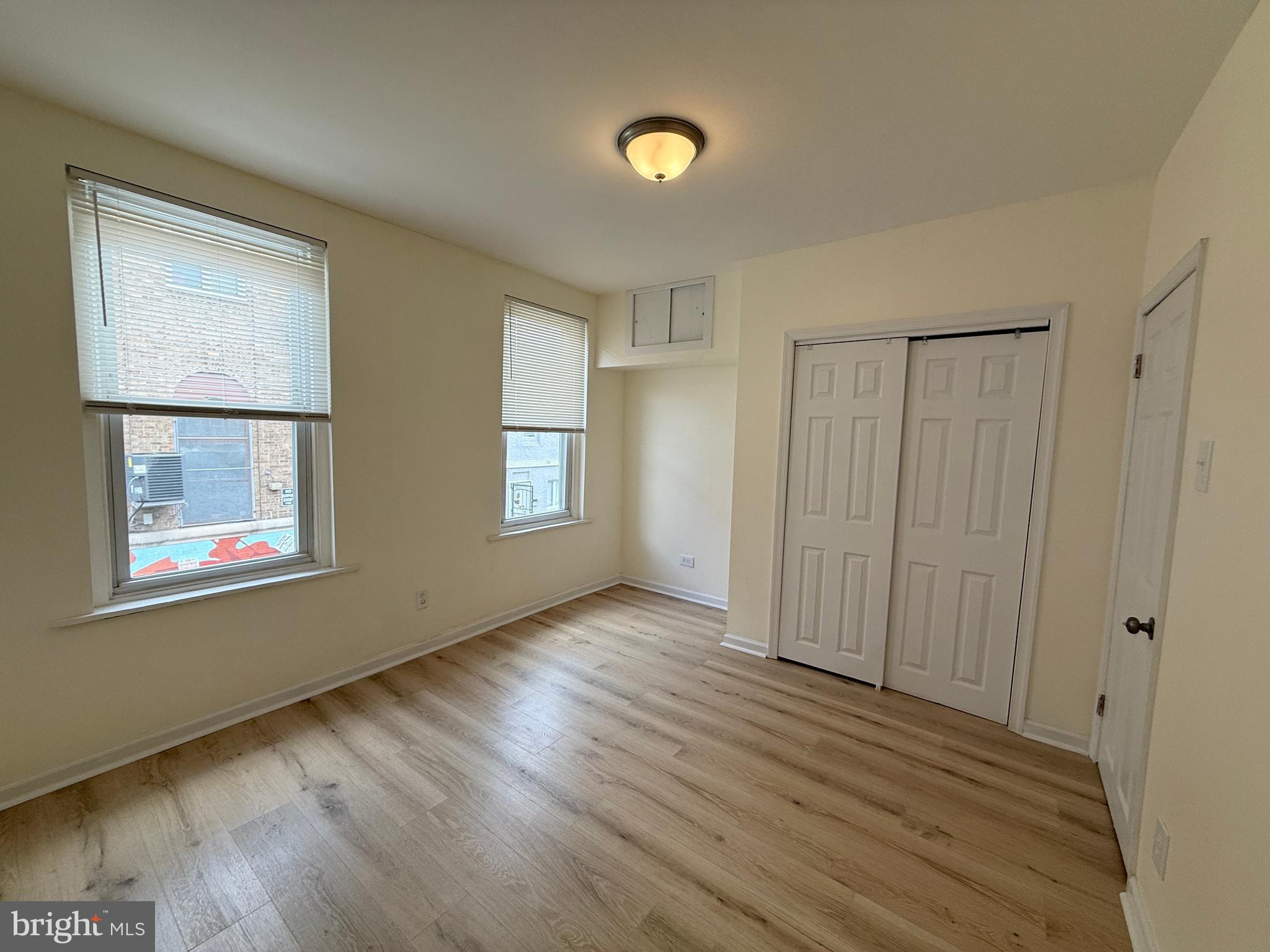 WHITMAN - Residential