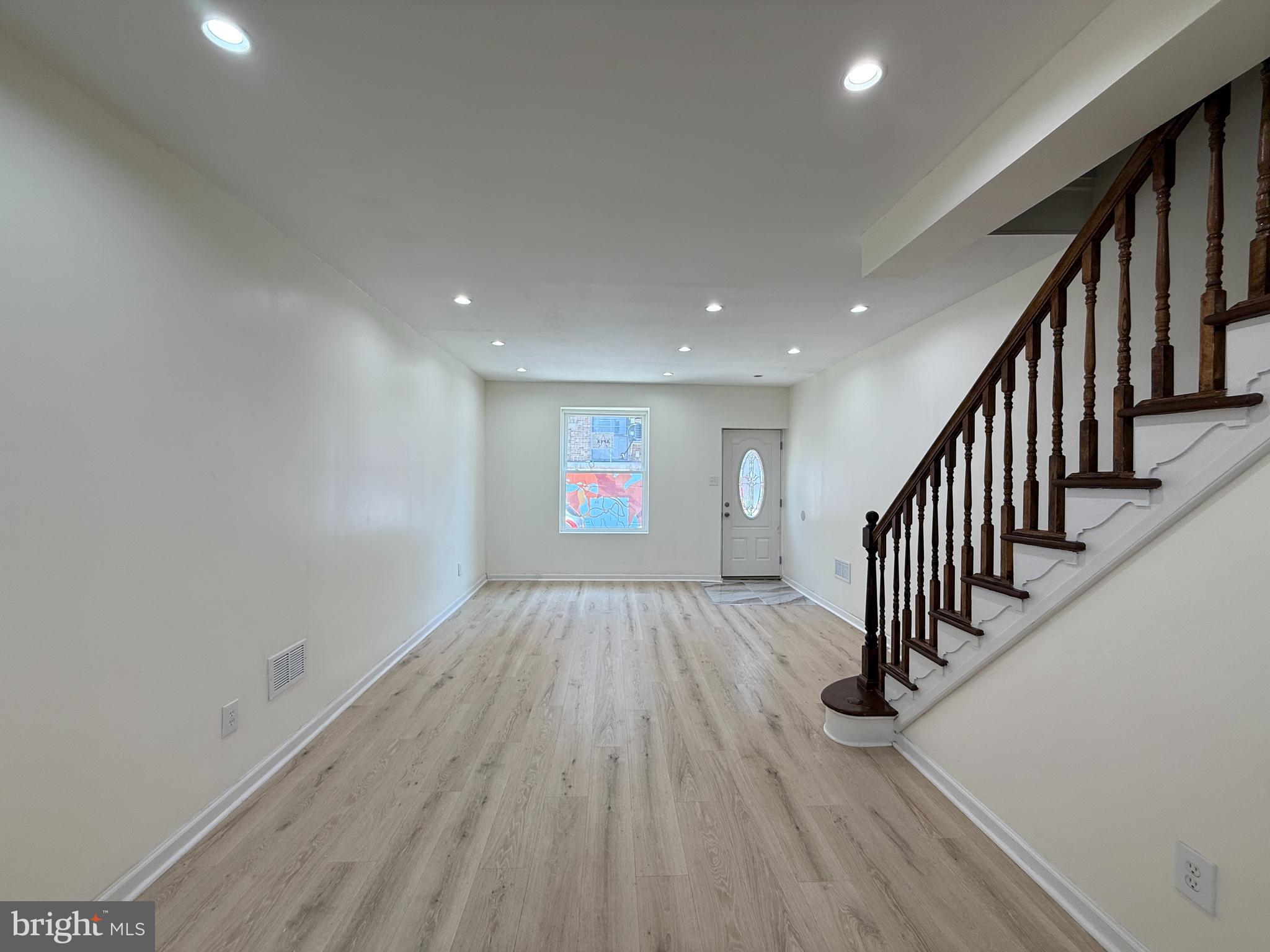 WHITMAN - Residential