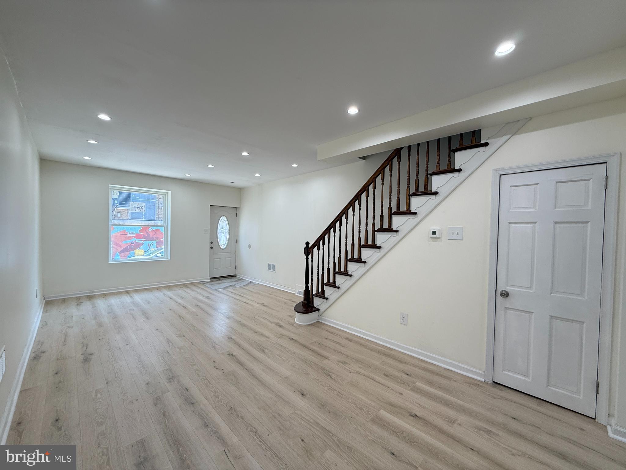 WHITMAN - Residential