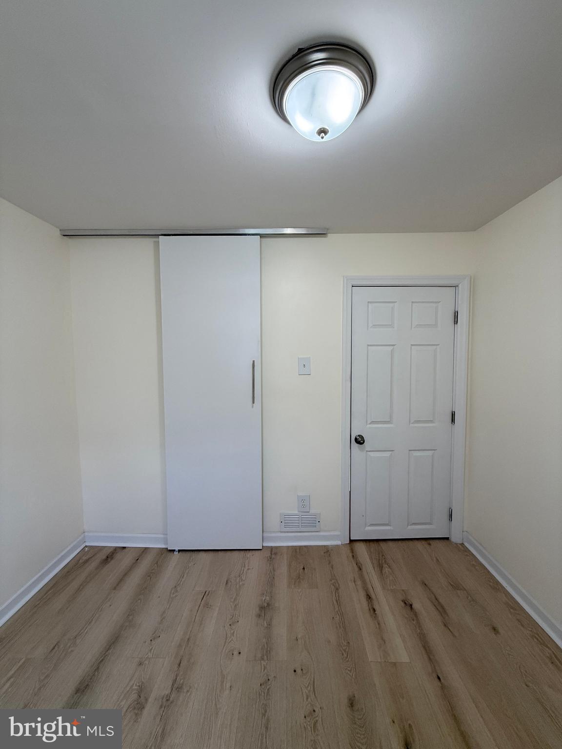 WHITMAN - Residential