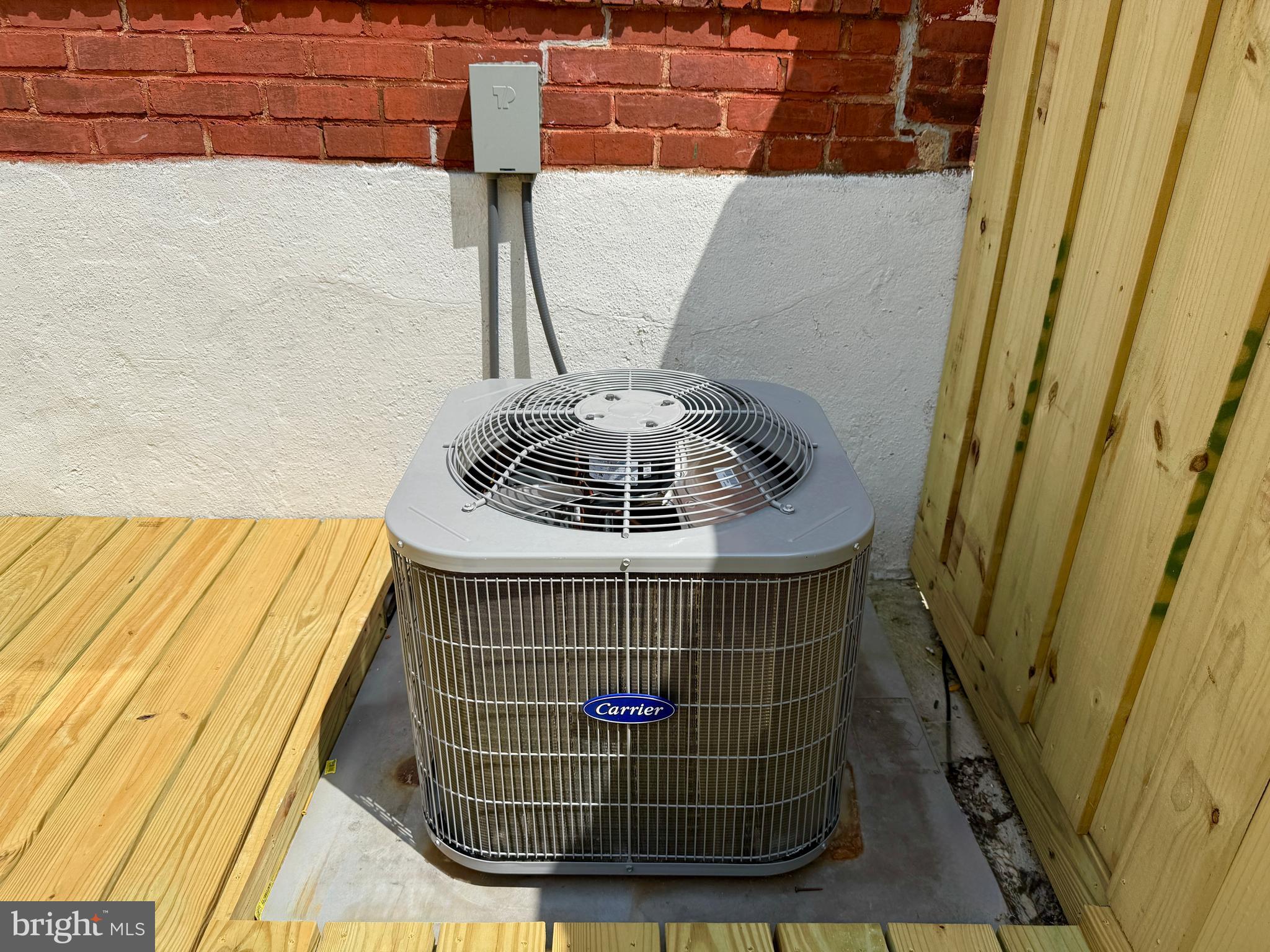 WHITMAN - Residential