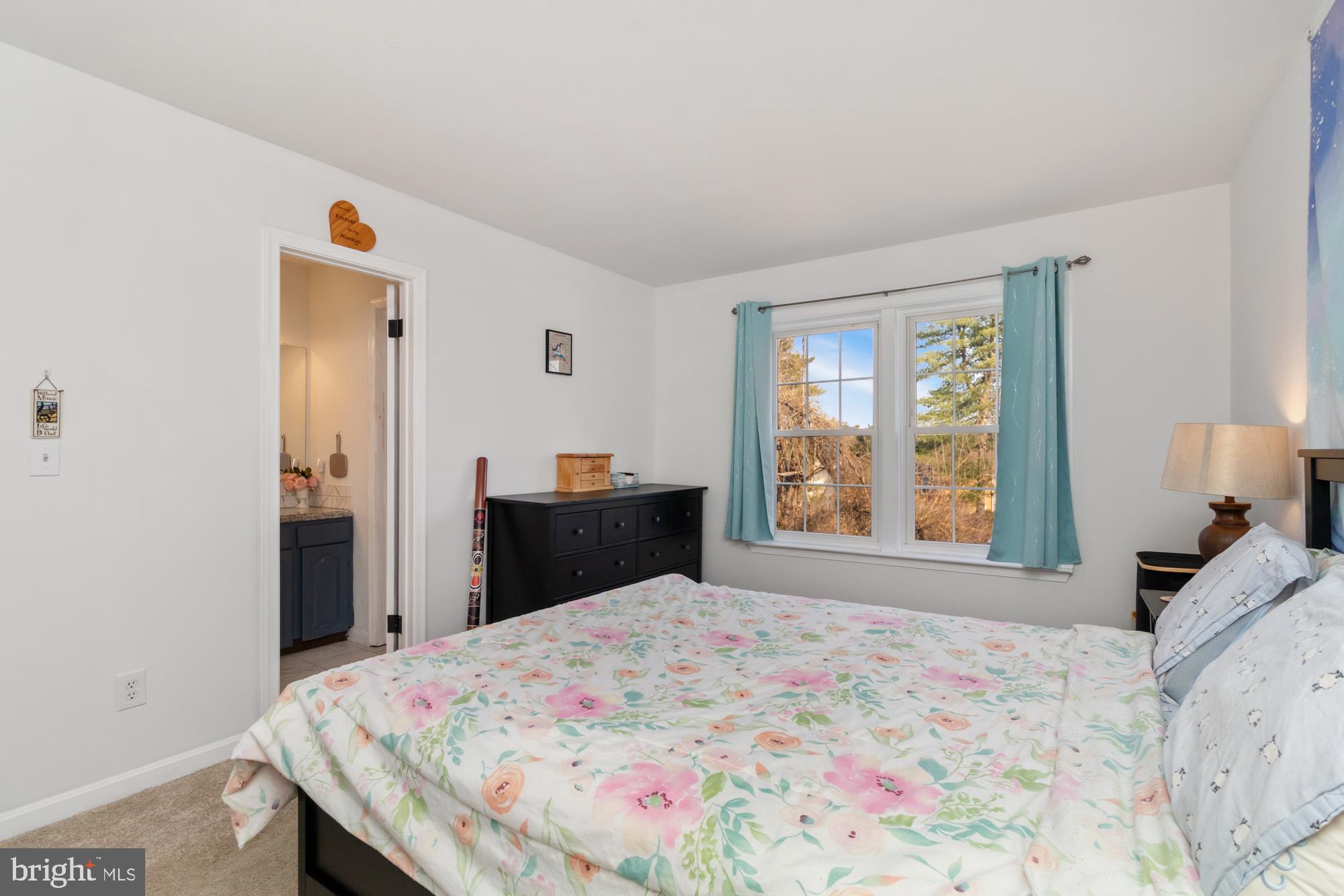 RIVERSIDE - Residential