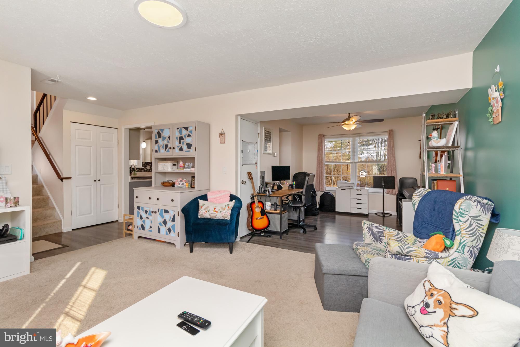 RIVERSIDE - Residential