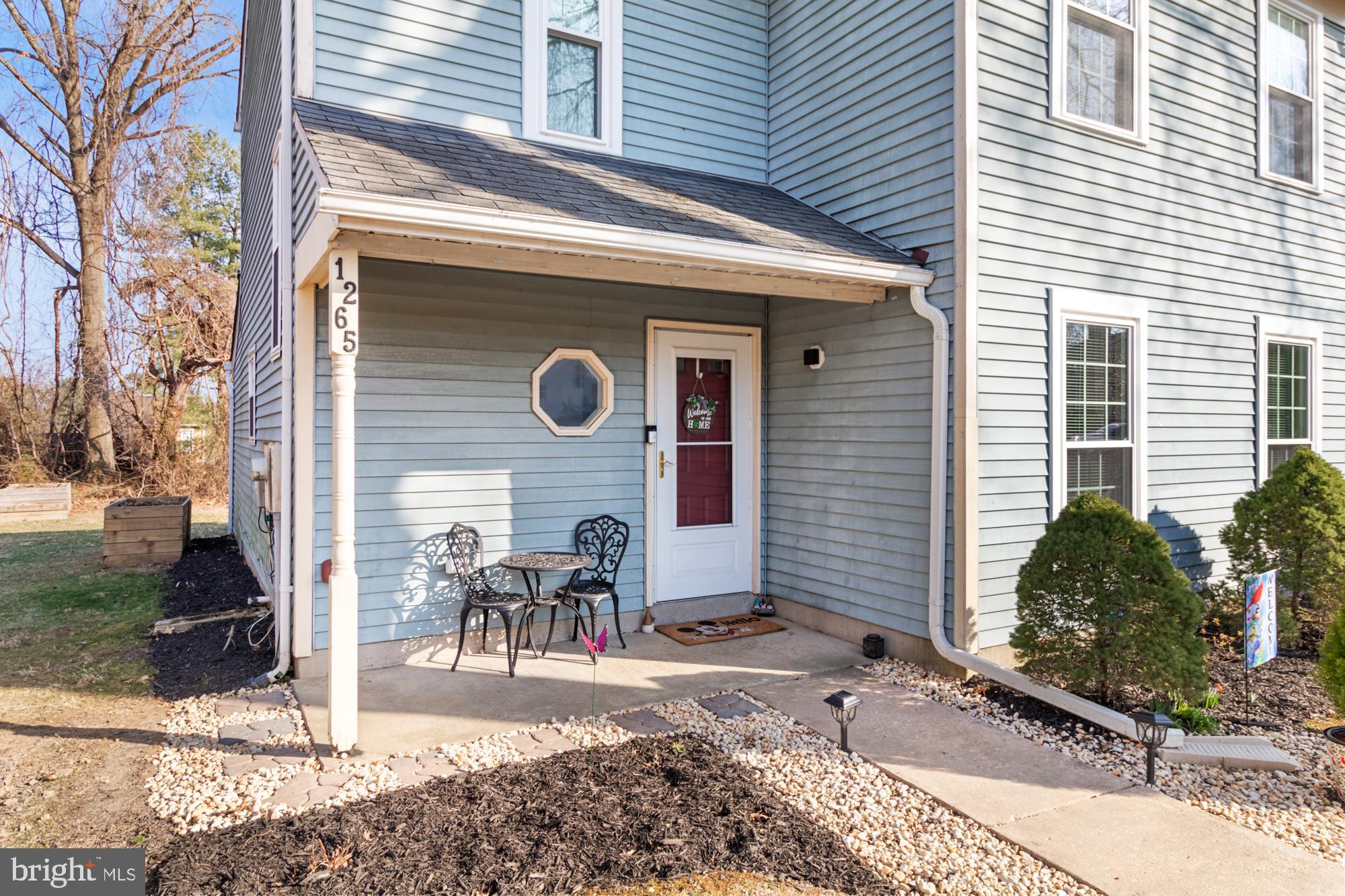 RIVERSIDE - Residential