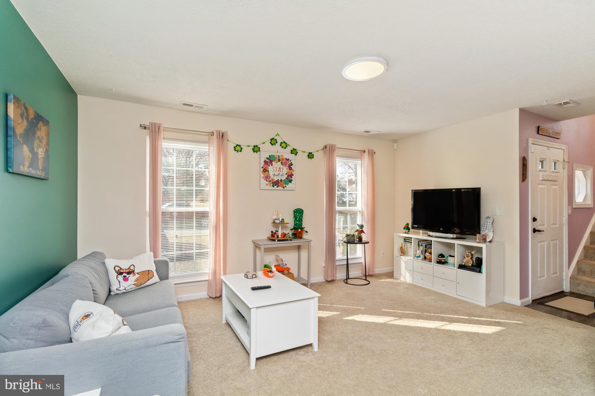 RIVERSIDE - Residential