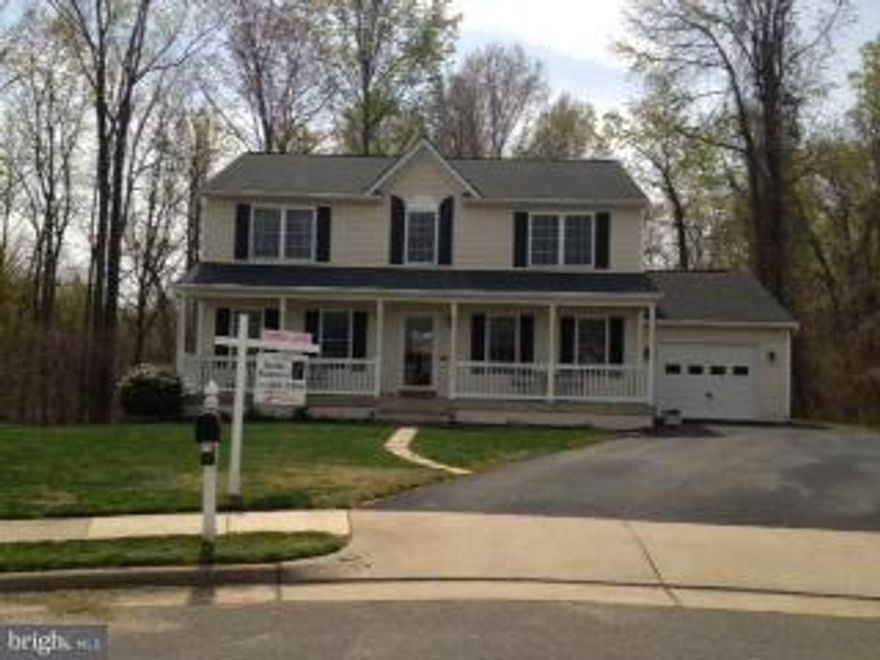 PRICE REDUCTION!  FREE WARRANTY IF BUYER SETTLES WITH CARDINAL TITLE.  5BDR ON CULDESAC, SS APPLIANCES, LARGE DINING RM AND FAMILY RM, MSTR BDR W DUAL SINKS,  SEPARATE SHOWER AND JACUZZI TUB,  FULLY FINISHED BASEMENT WITH 5TH BDR,  PLAY AREA AND FULL BATH,. FLAT BACKYARD BACKING TO TREES.....PERFECT FOR SUMMER COOKOUTS.  MAKE THIS YOUR NEXT HOME SWEET HOME!!  CALL FOR THE LB CODE