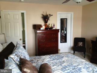 HUNTINGTON MEADOWS - Residential