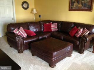 HUNTINGTON MEADOWS - Residential