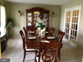 HUNTINGTON MEADOWS - Residential