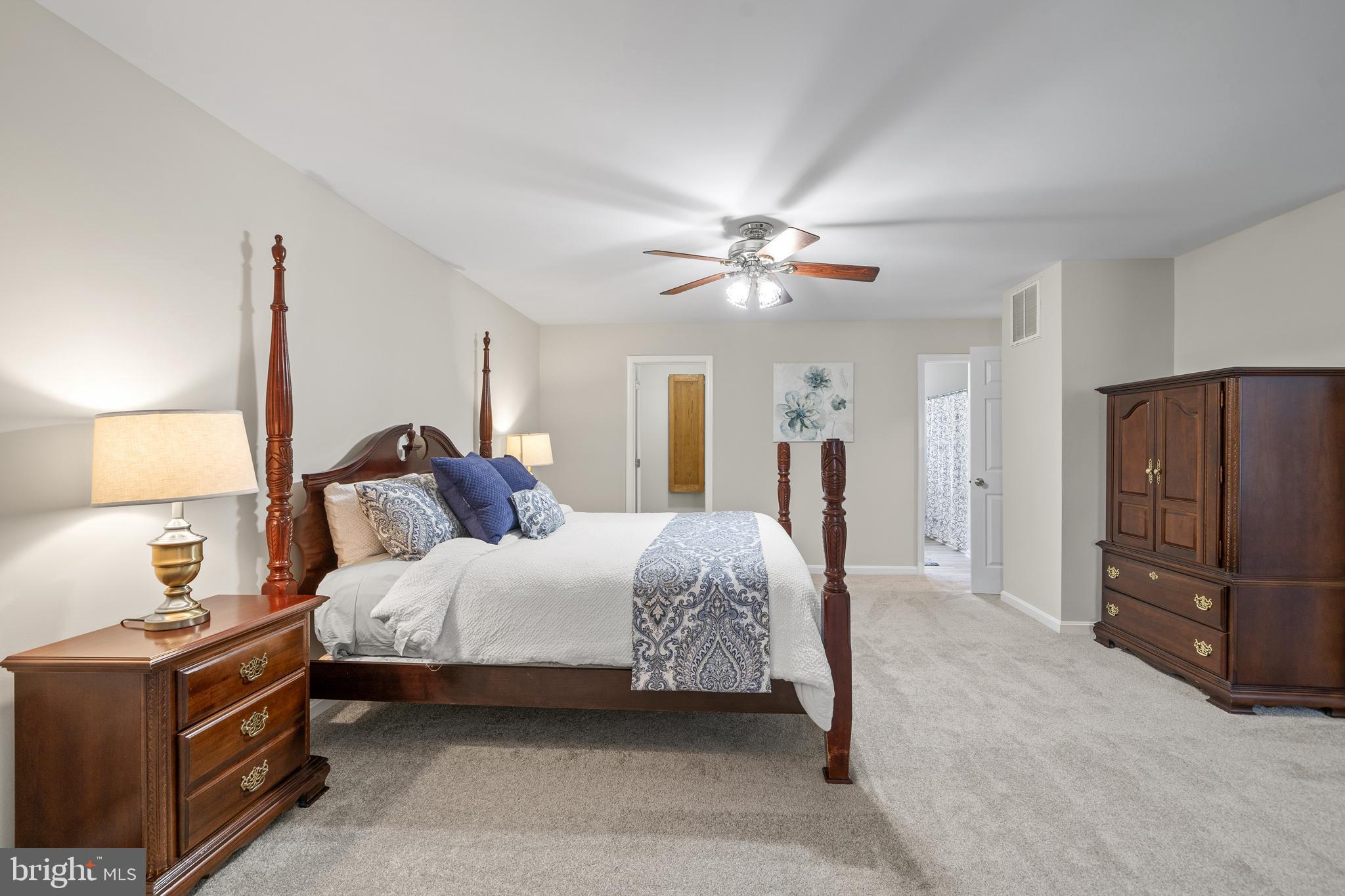 PARIS STATION - Residential