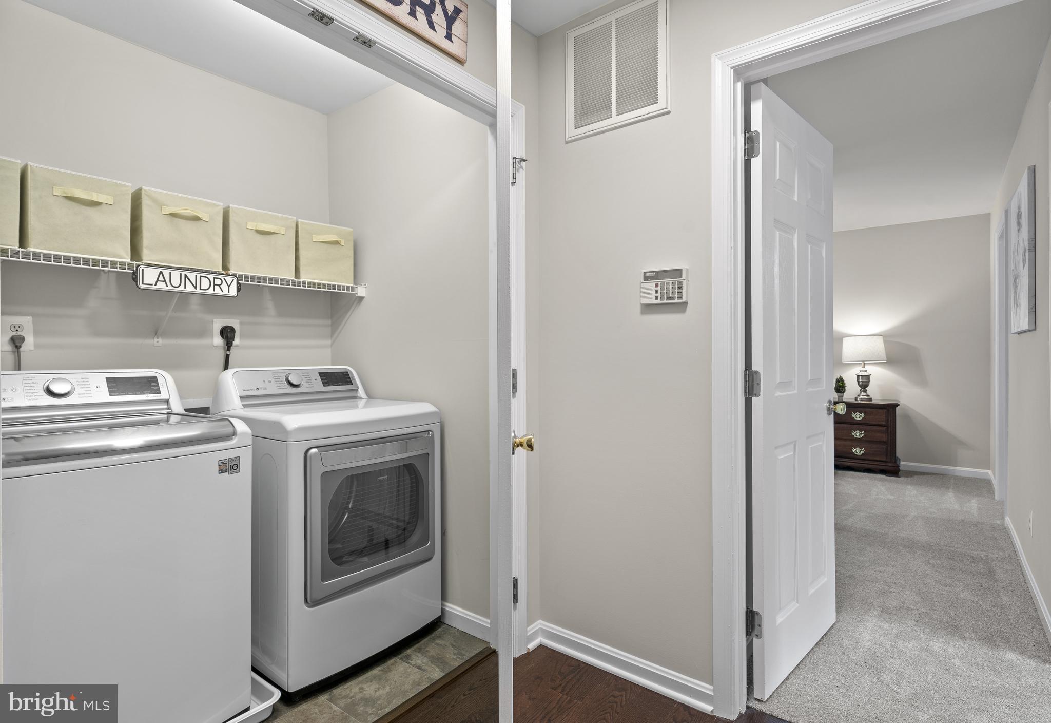 PARIS STATION - Residential