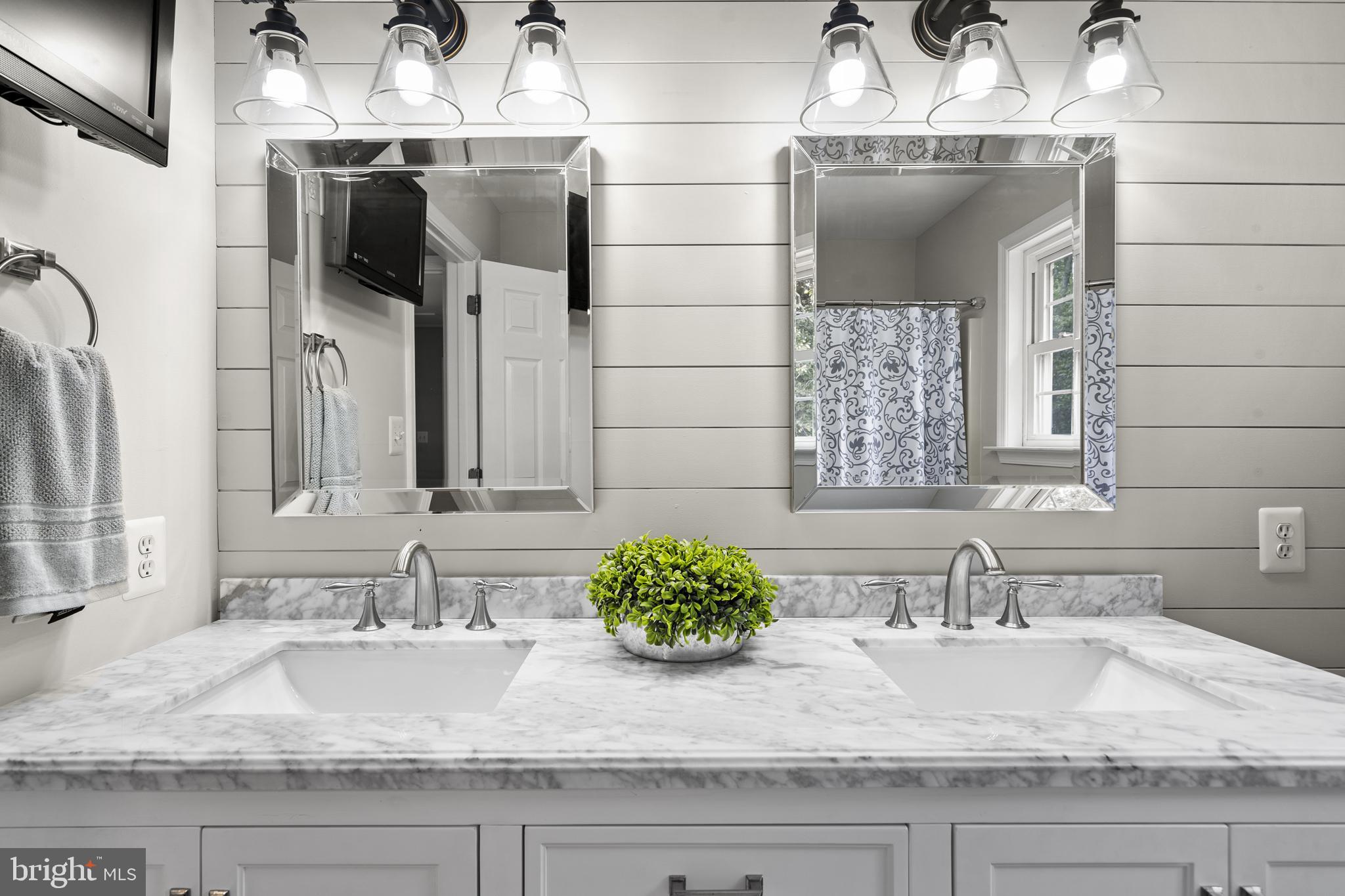 PARIS STATION - Residential