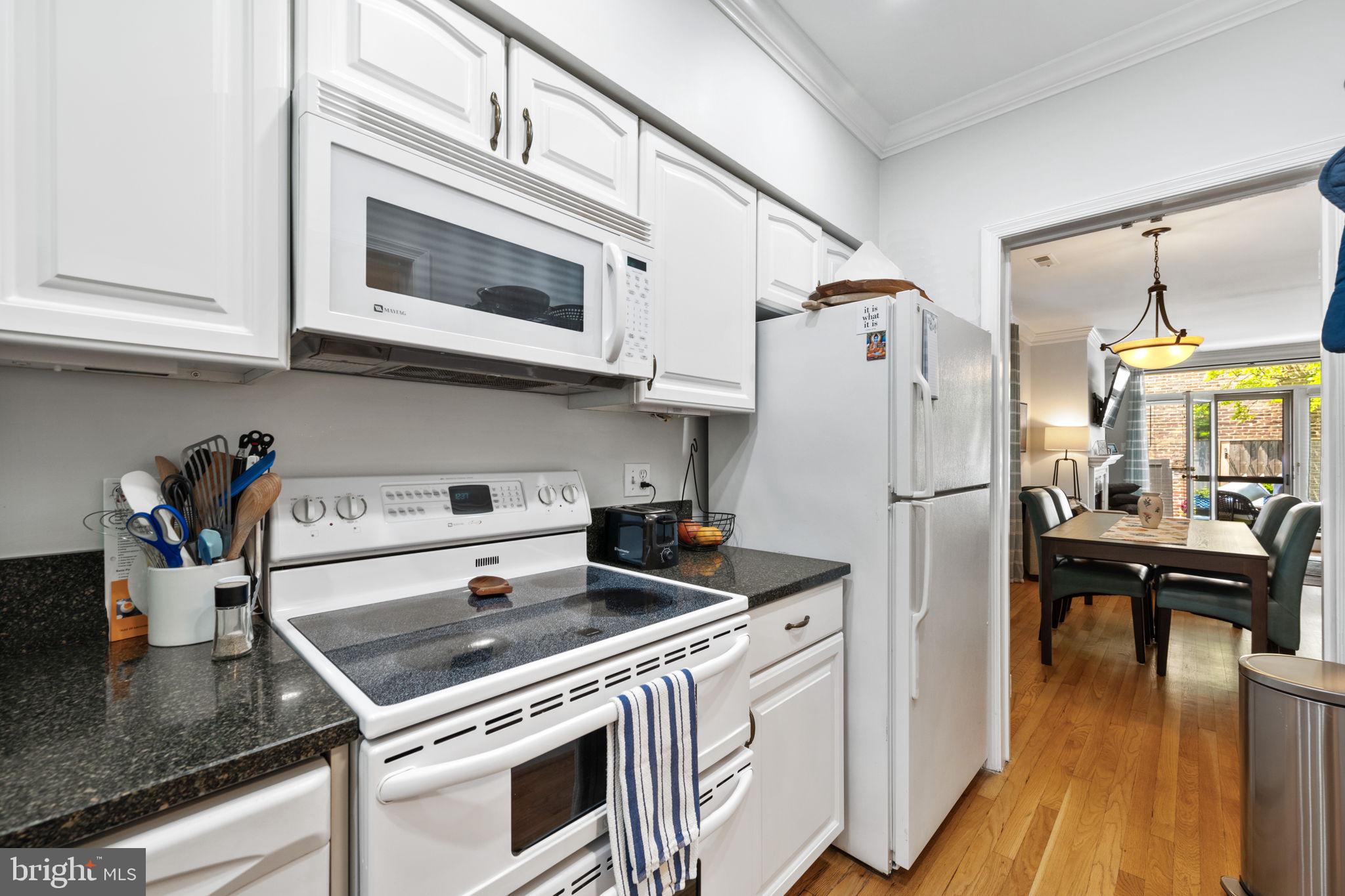 CANAL WAY - Residential Lease