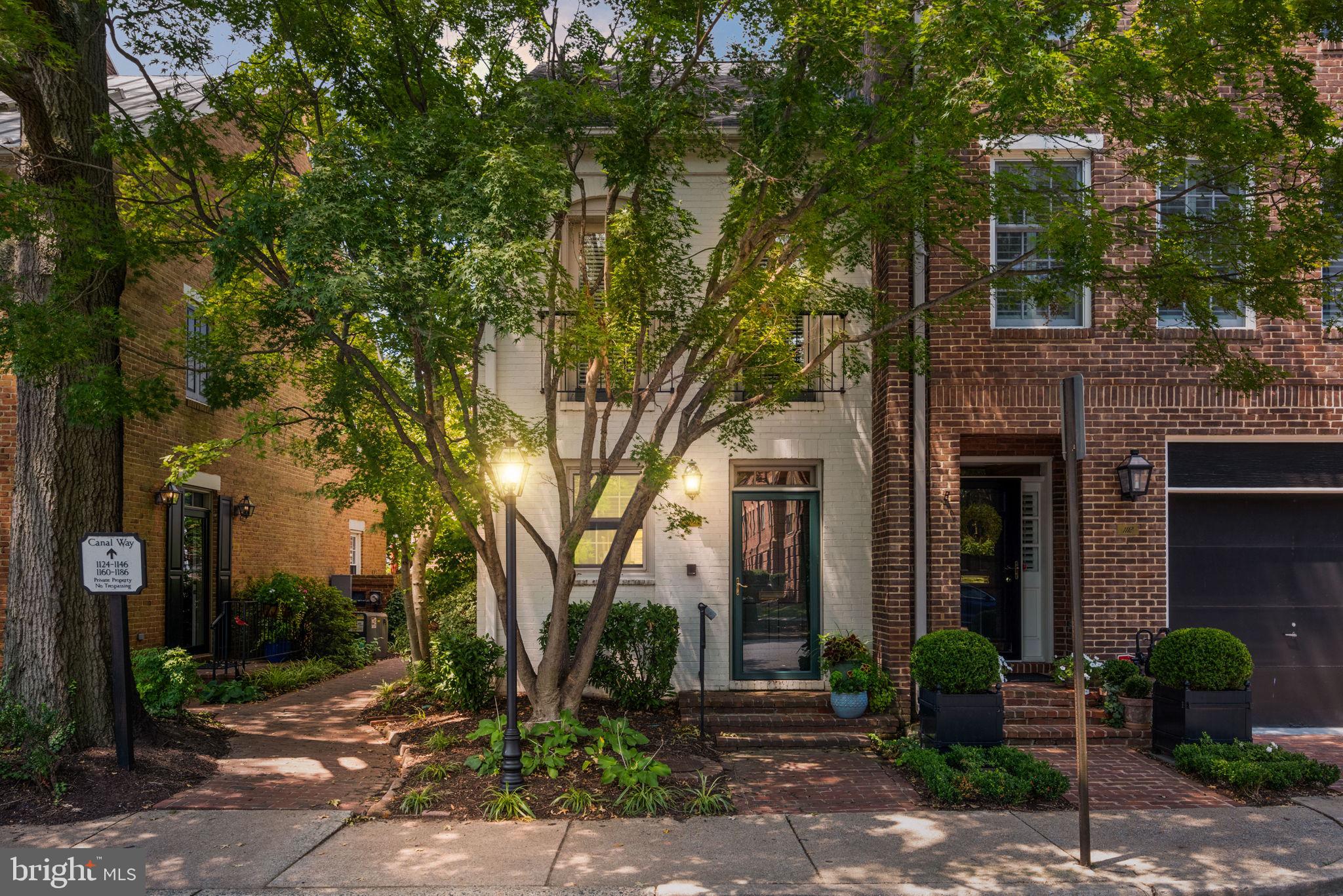 CANAL WAY - Residential Lease