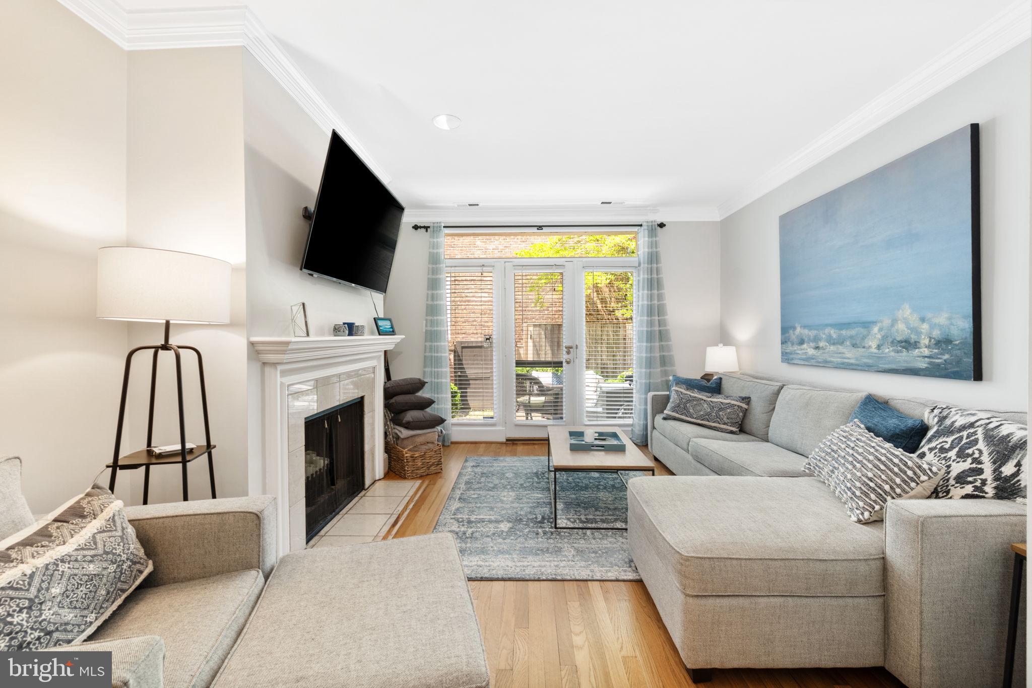 CANAL WAY - Residential Lease