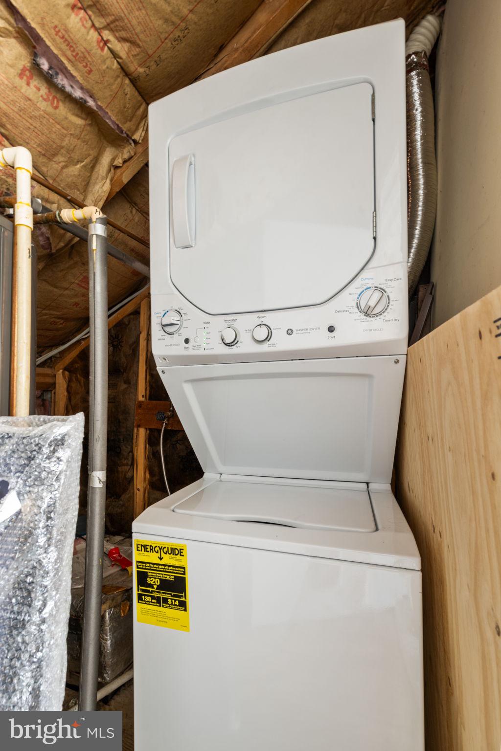 CANAL WAY - Residential Lease