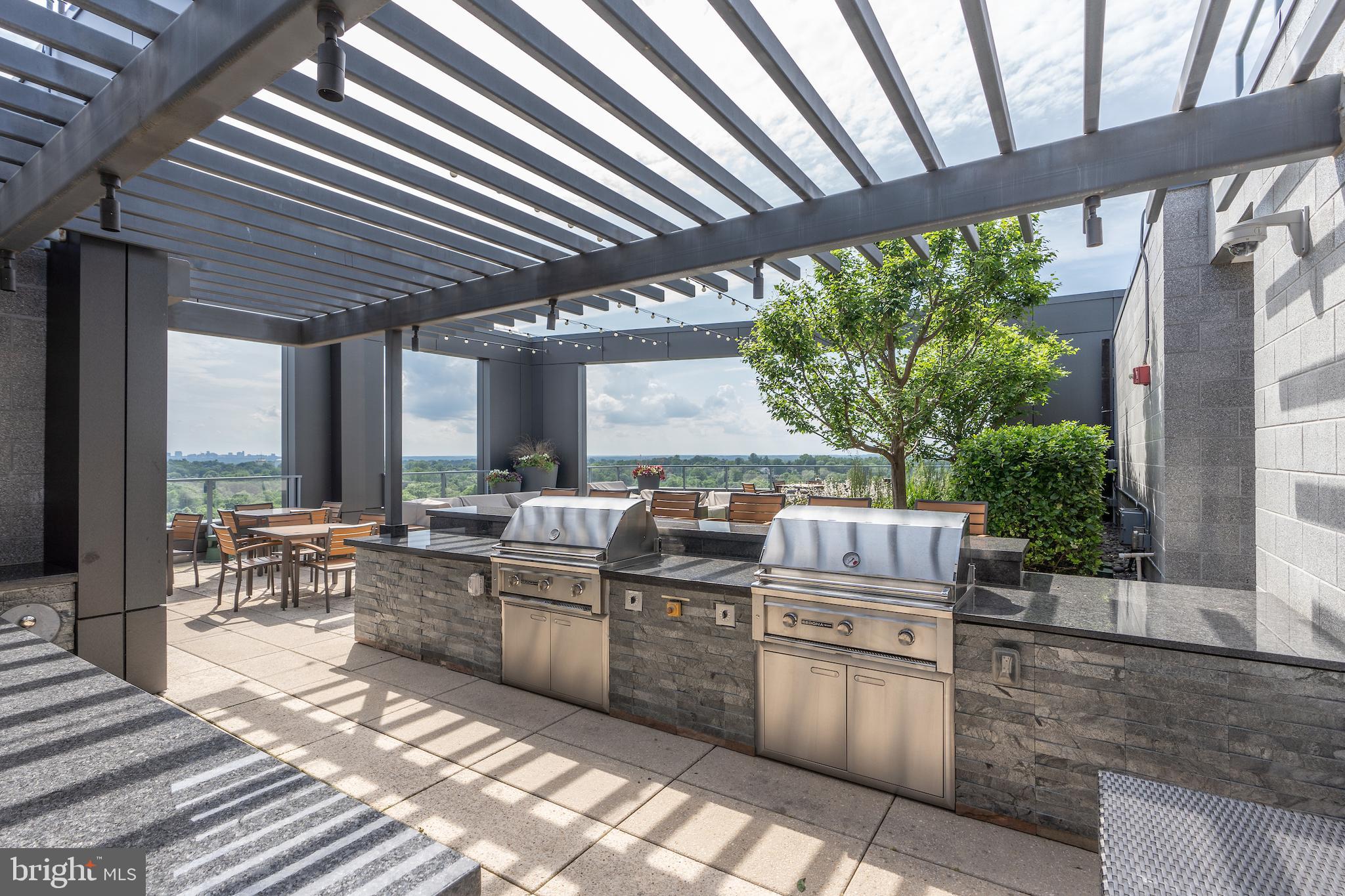 CHEVAL - Residential