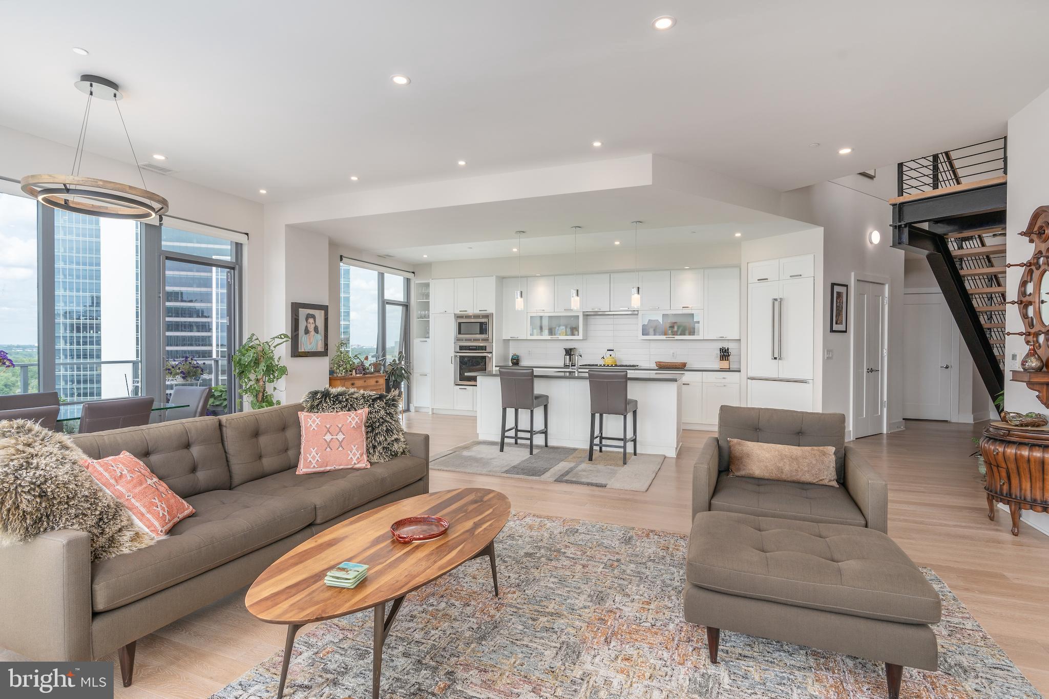 CHEVAL - Residential