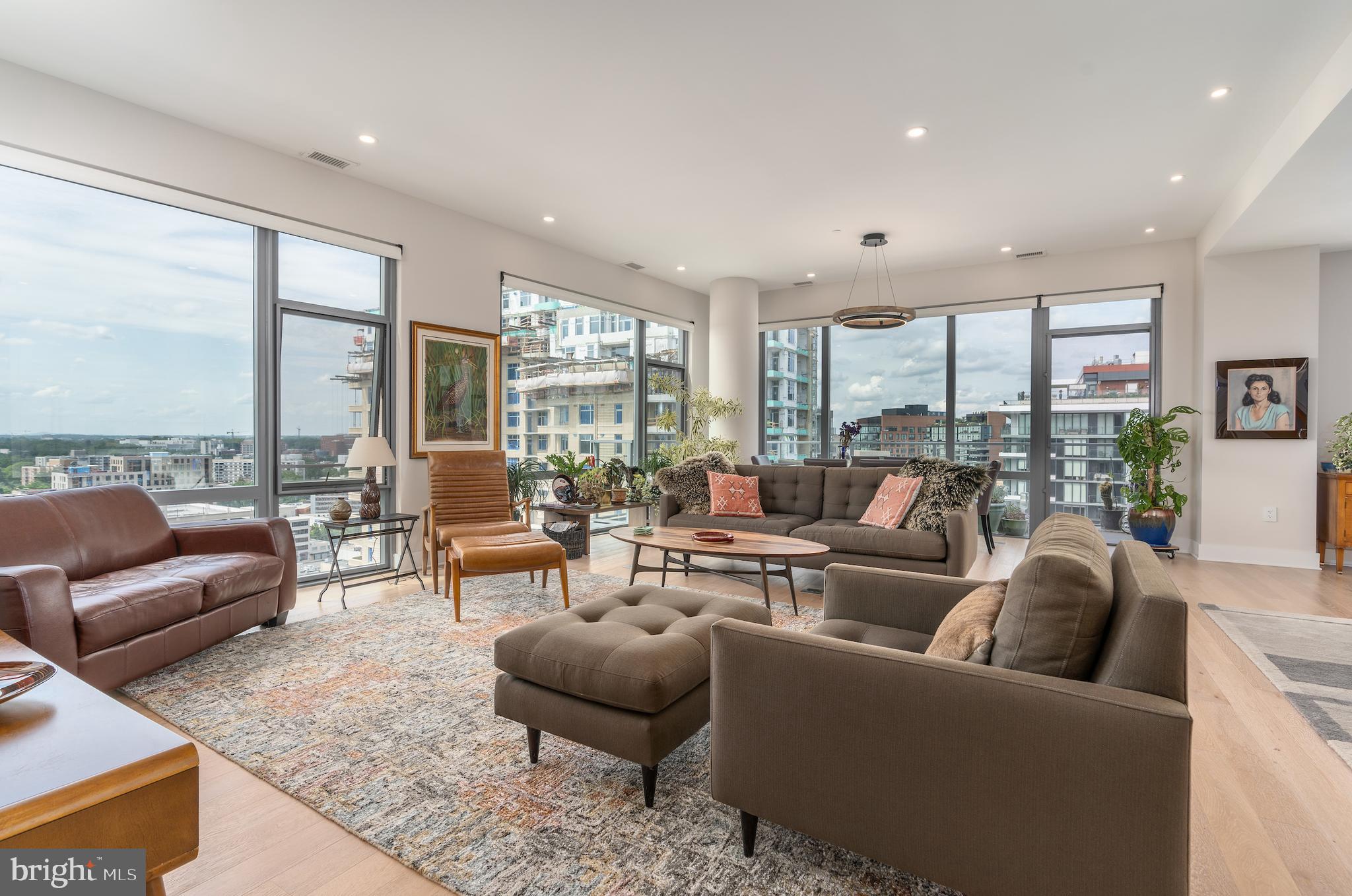 CHEVAL - Residential