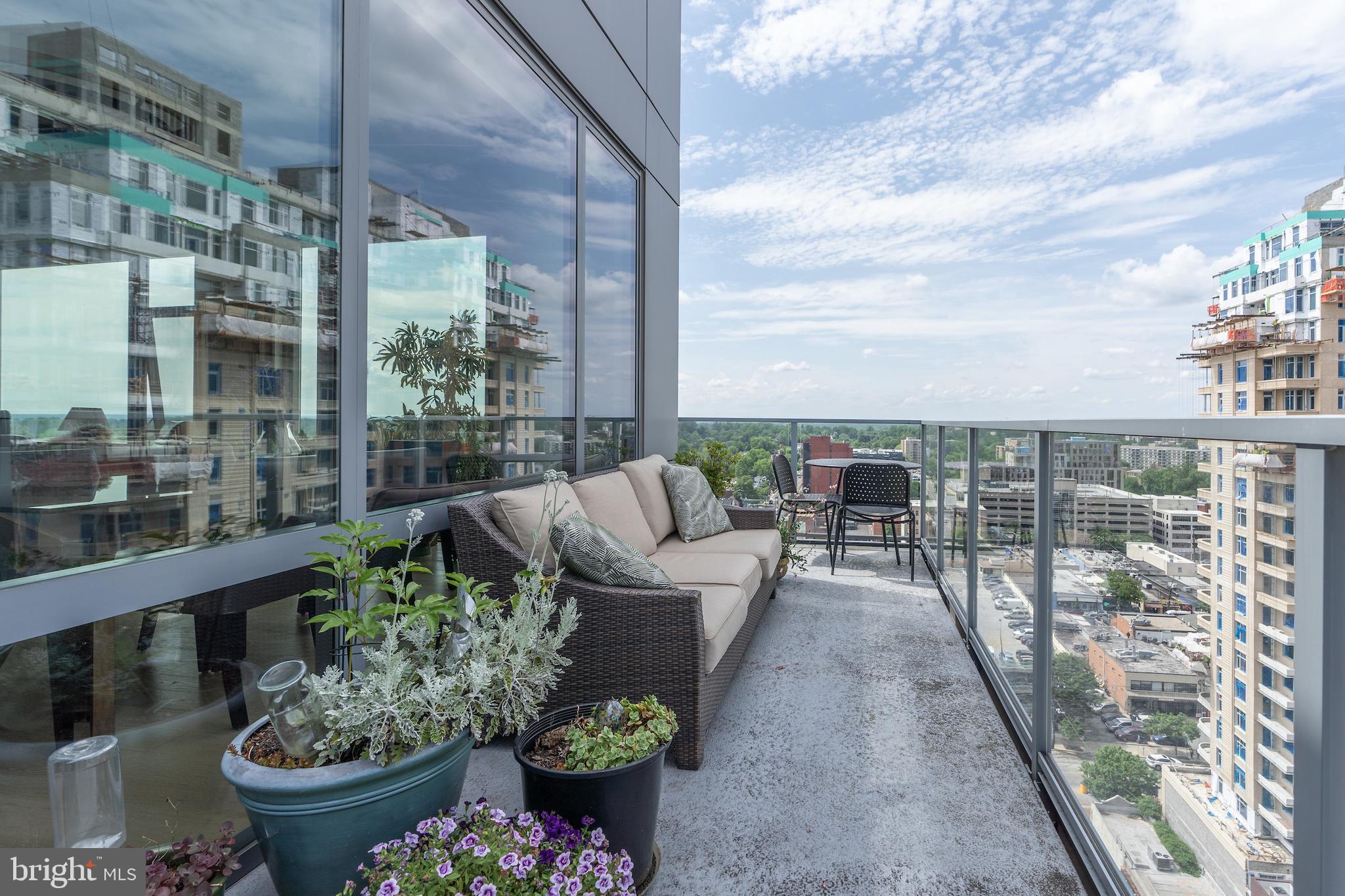 CHEVAL - Residential