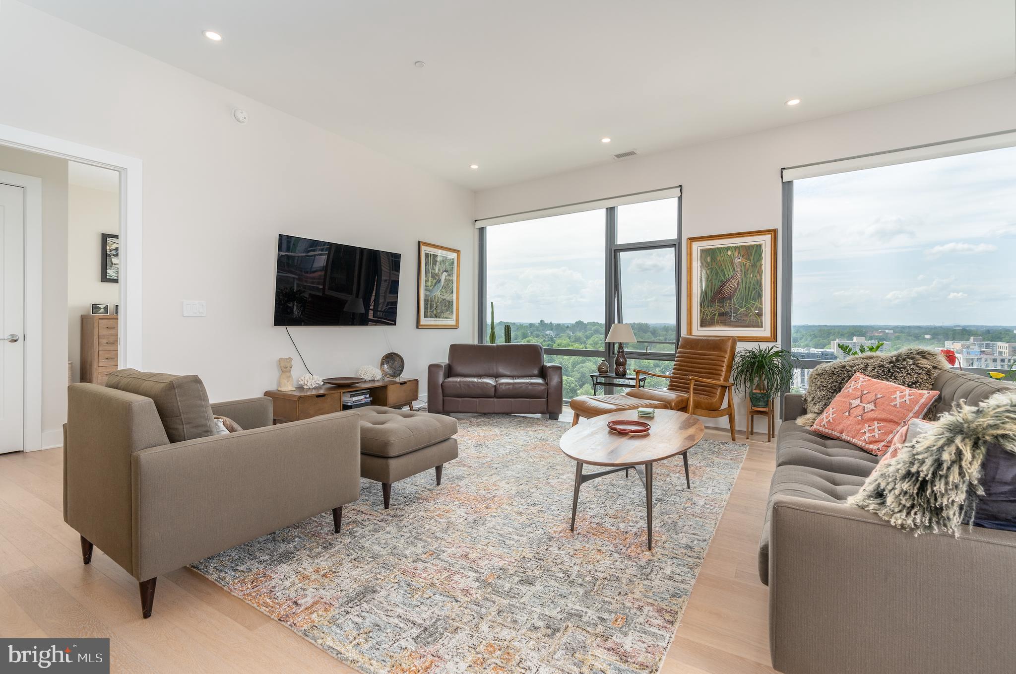 CHEVAL - Residential