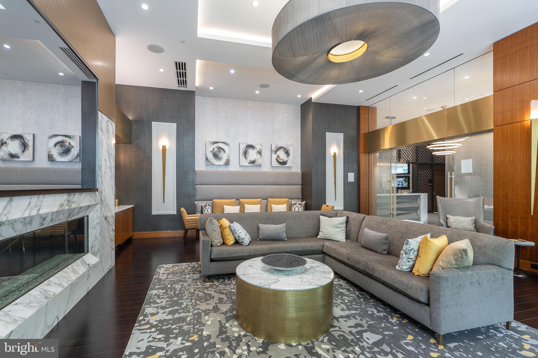 CHEVAL - Residential