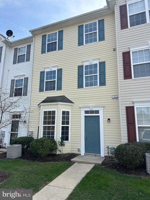 Townhouse For Sale - 1404 Blue Heron Drive<br/> DENTON, MD 21629