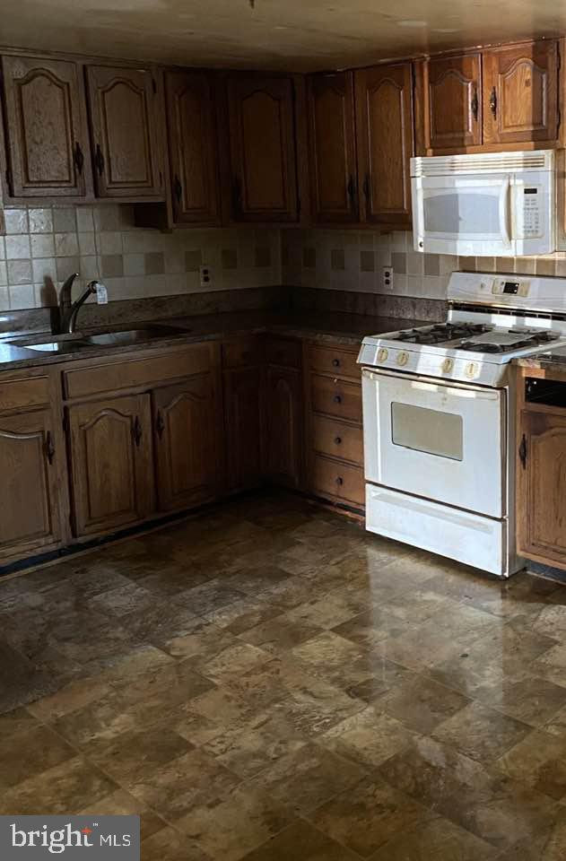 BALTIMORE HIGHLANDS - Residential